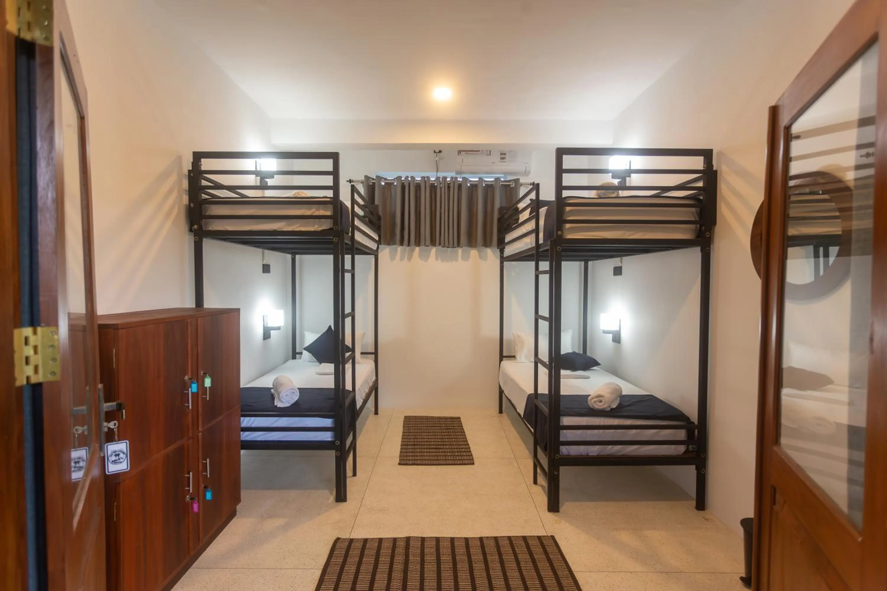Male Dormitory Room - single occupancy in Mich's Surf Villa & Hostel