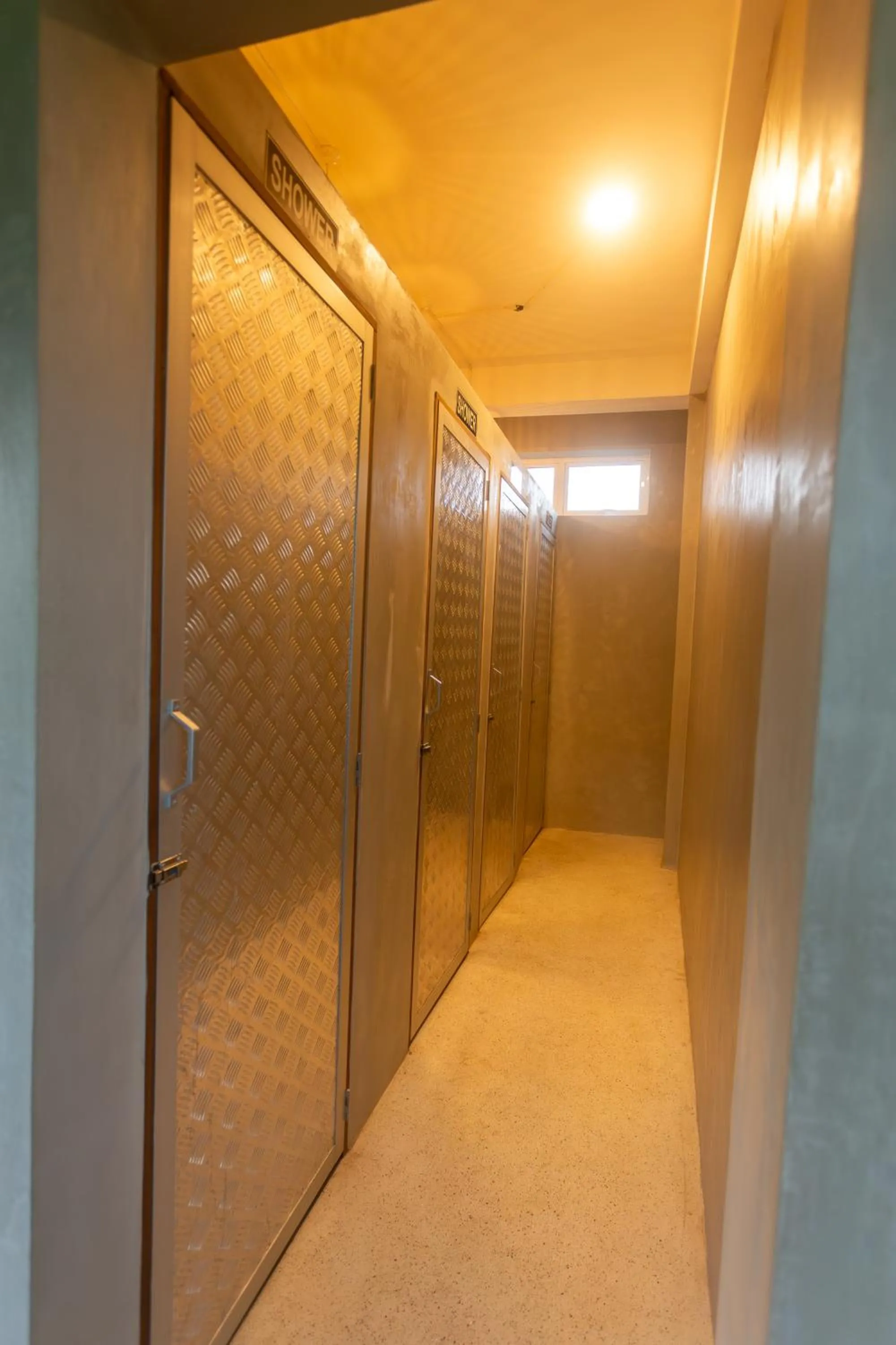 Mich's Surf Villa & Hostel