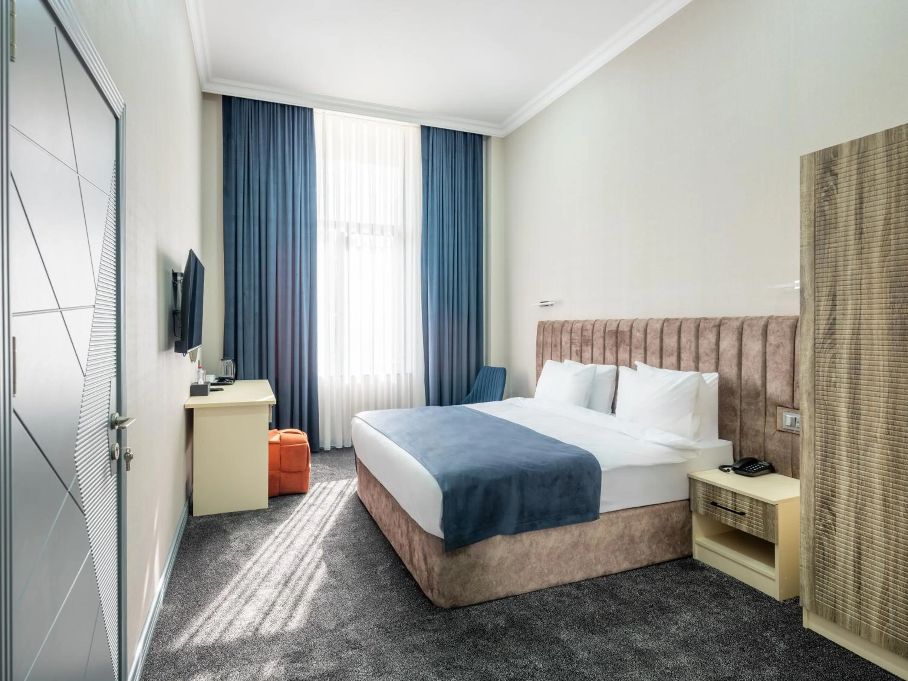 Bed in Novo Sky Hotel