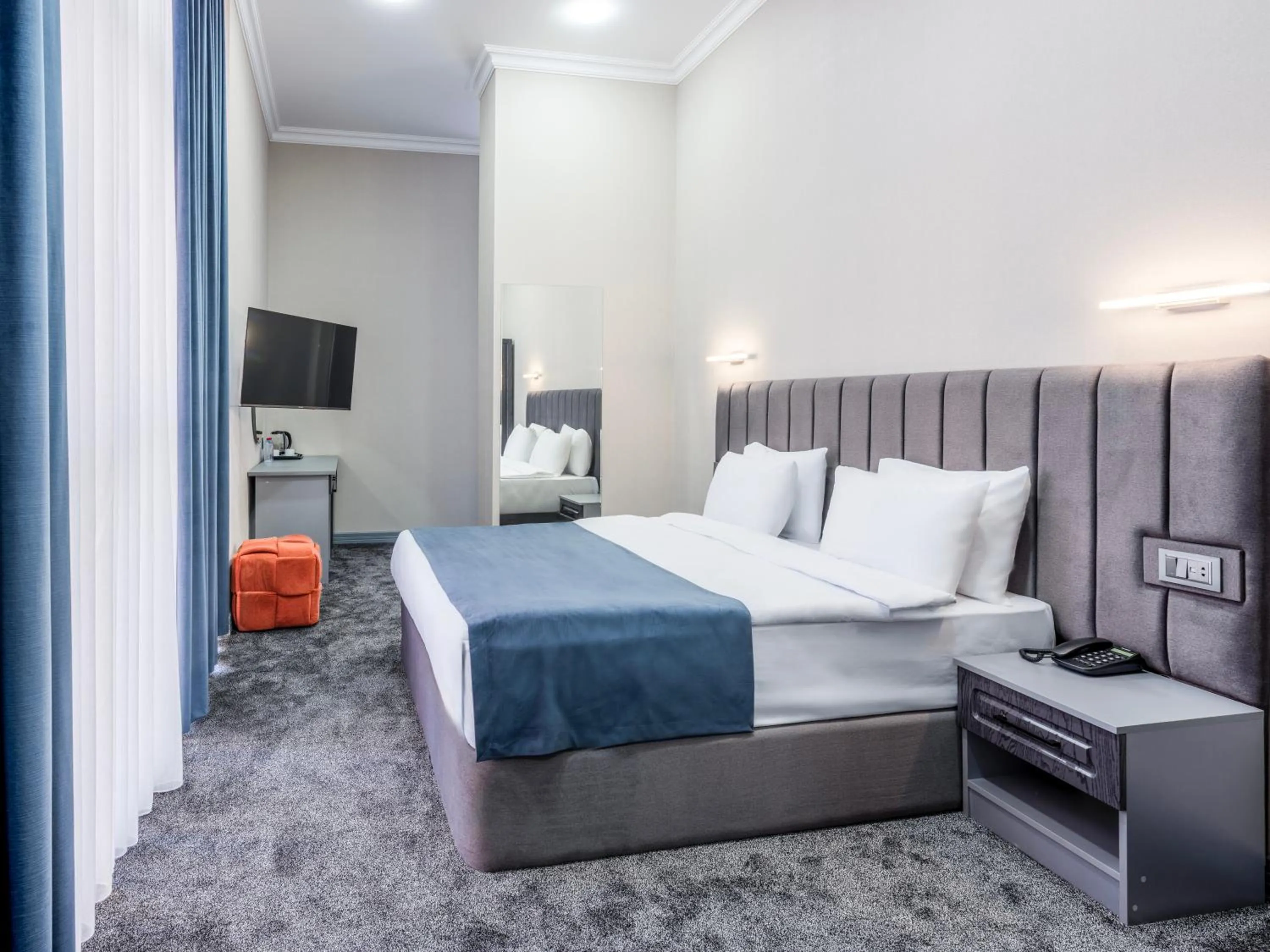 Bed in Novo Sky Hotel