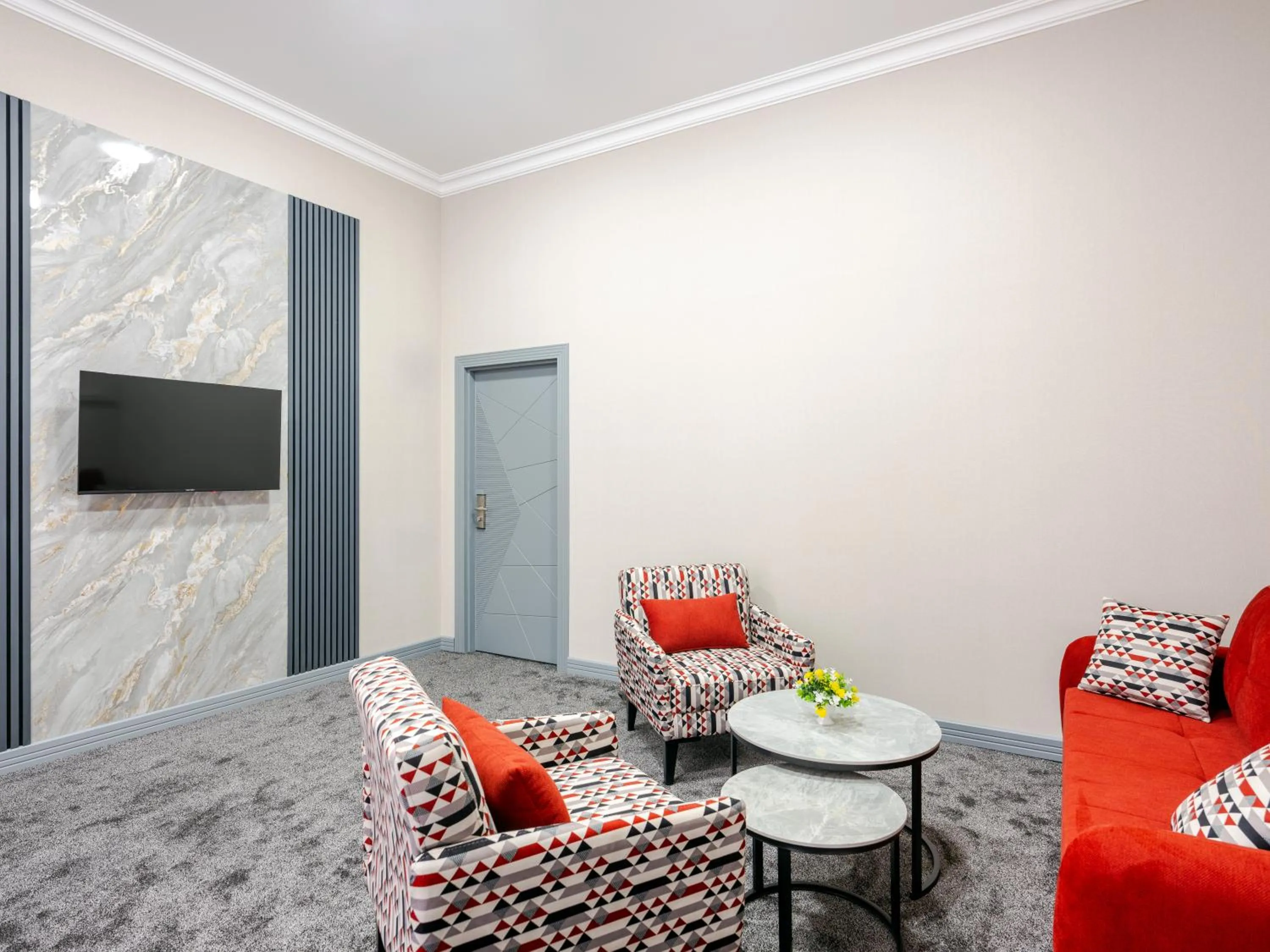 TV and multimedia in Novo Sky Hotel