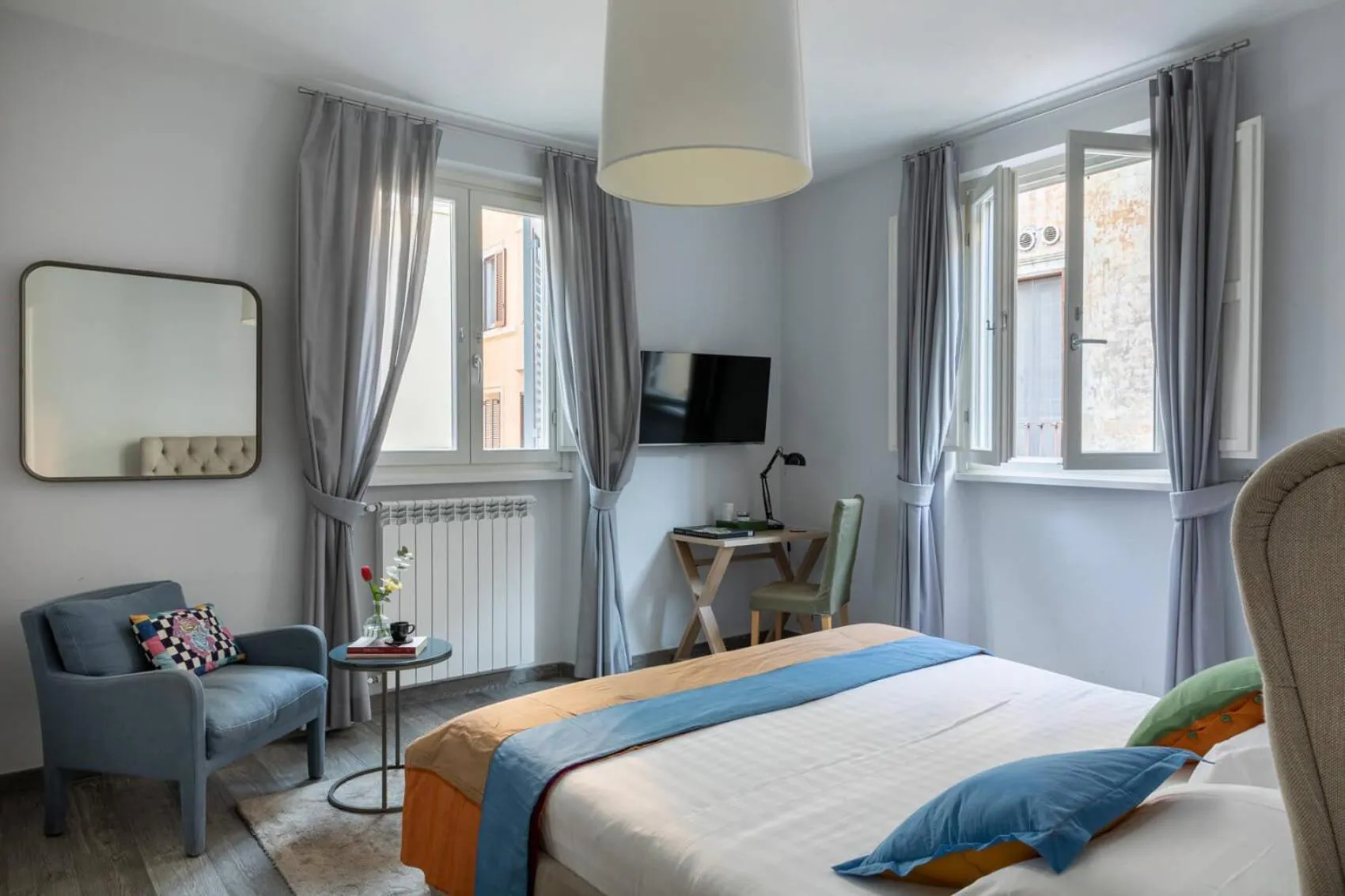 Bedroom, Bed in Now Apartments, ApartHotel in the heart of Rome