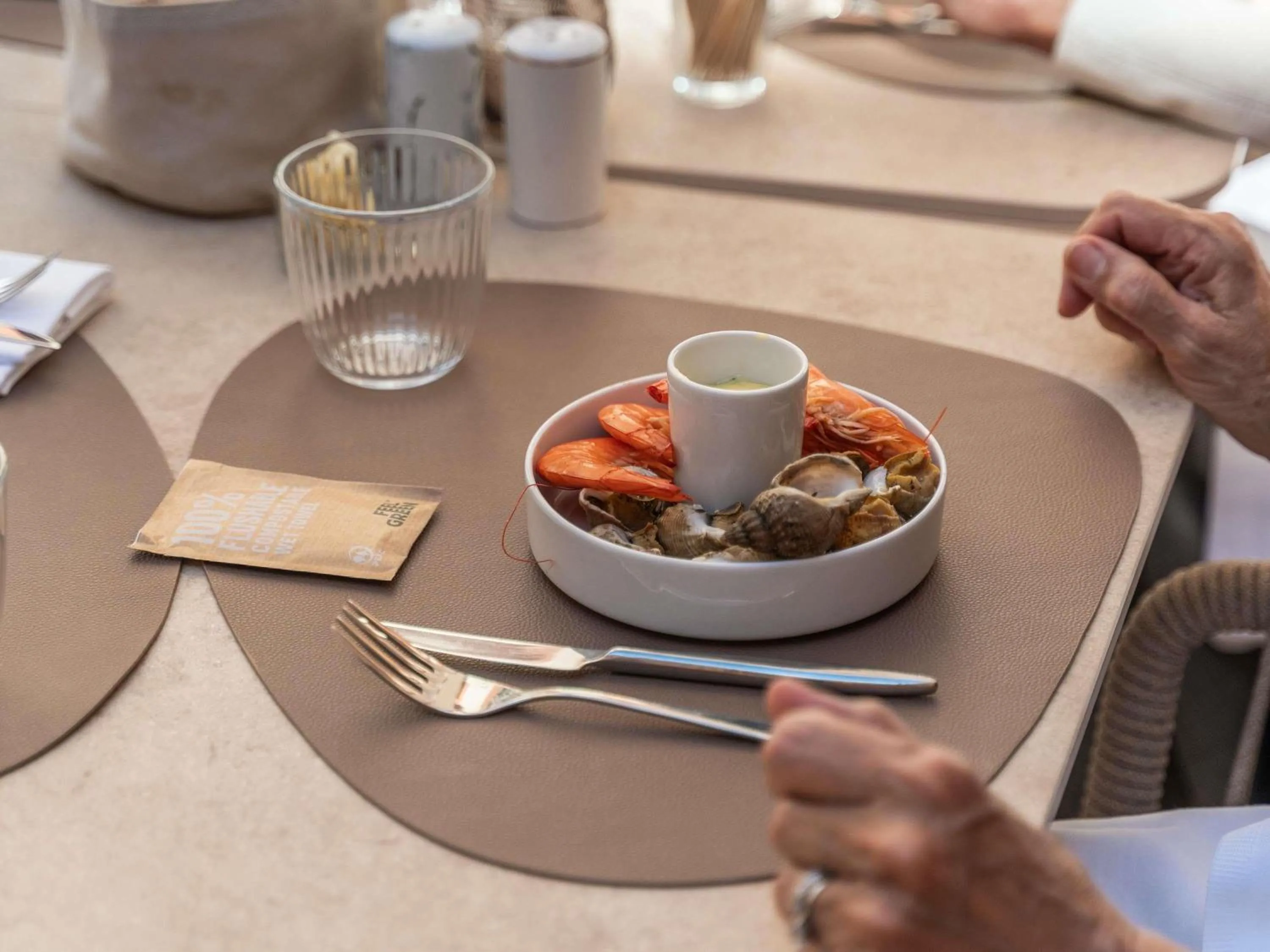 Restaurant/places to eat in La Cour des Consuls Hotel & Spa Toulouse - MGallery Collection