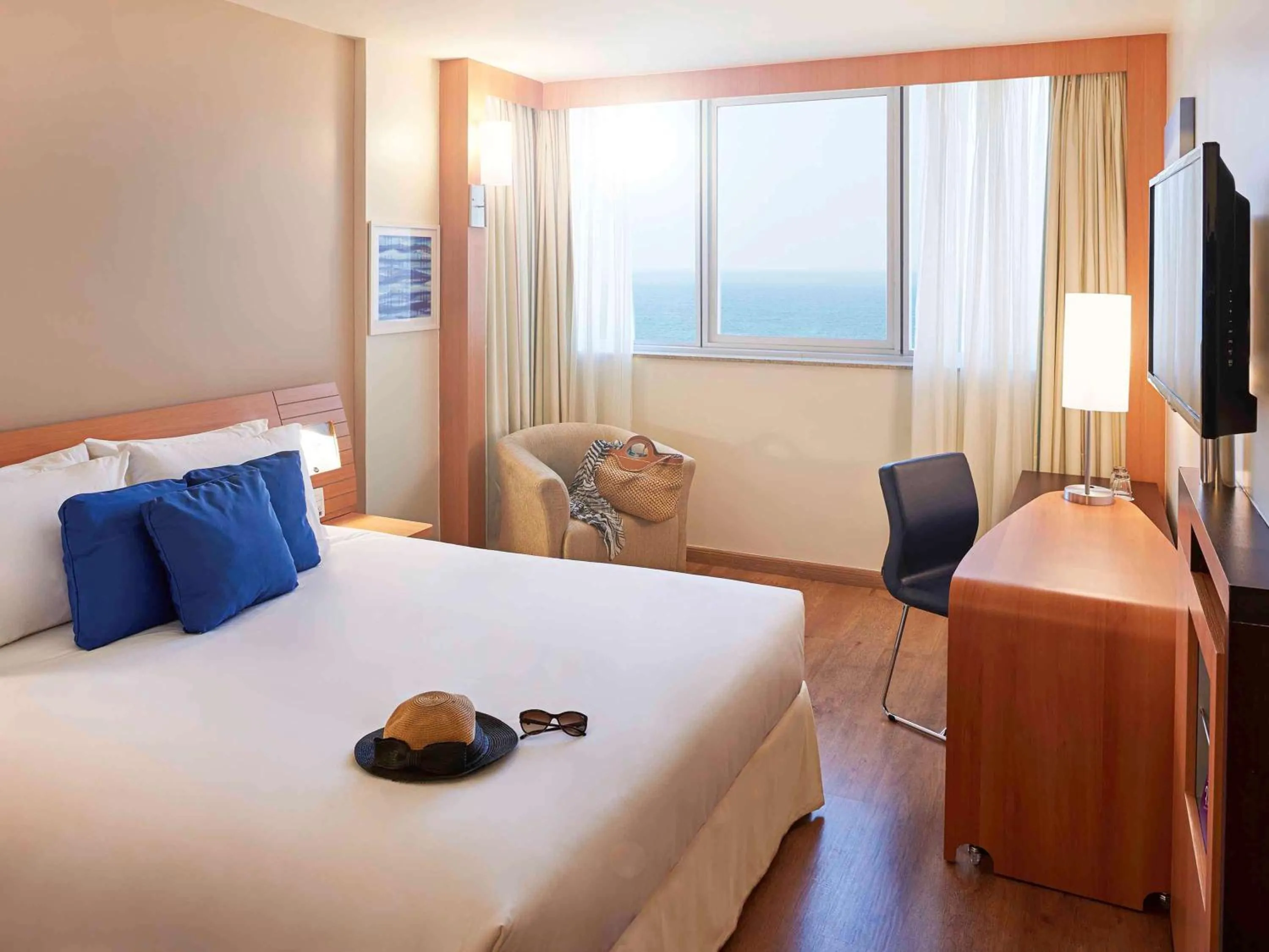 Photo of the whole room, Bed in Novotel Rio de Janeiro Barra da Tijuca