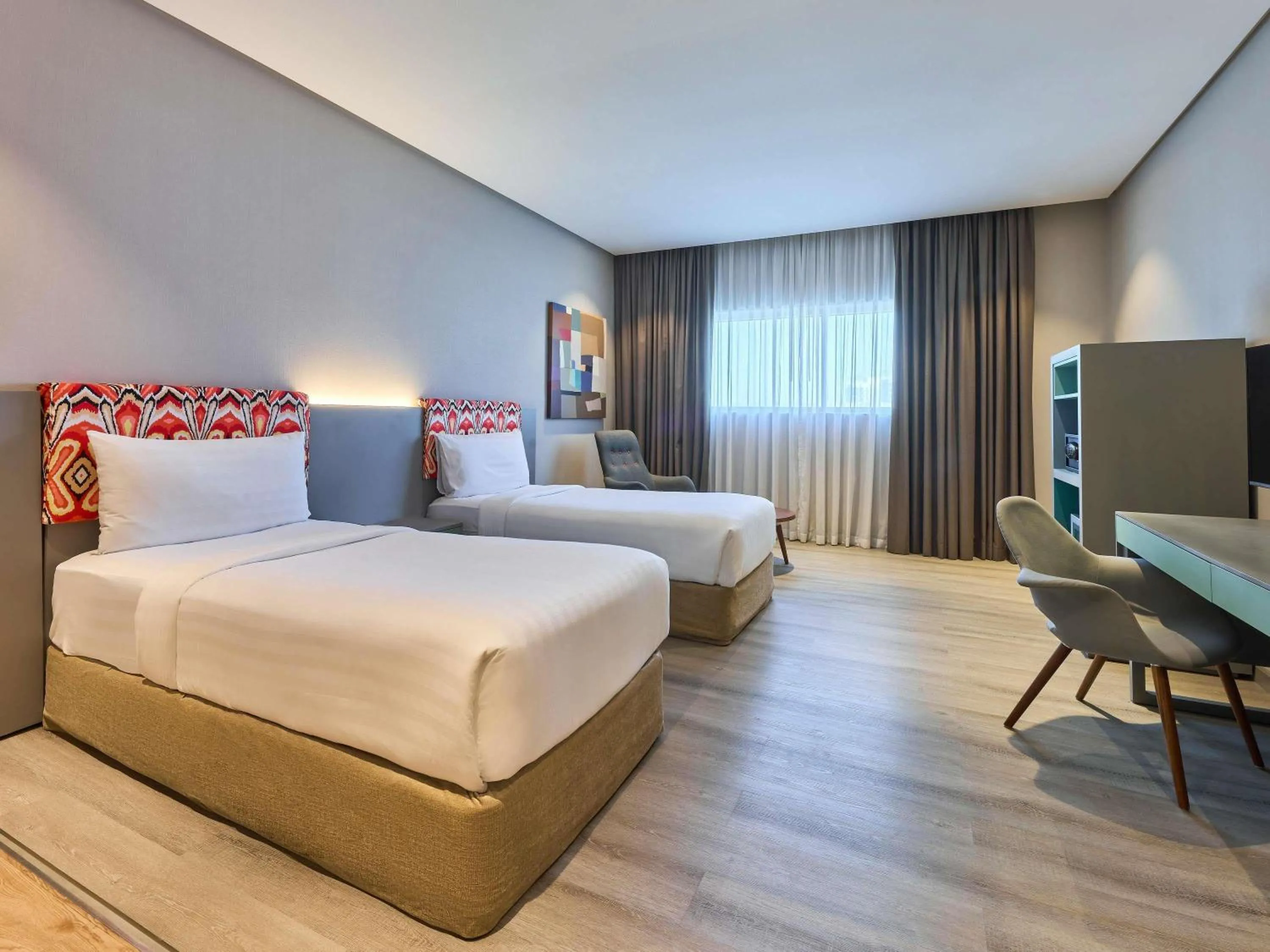 Bedroom, Bed in Ibis Styles Dubai Jumeira