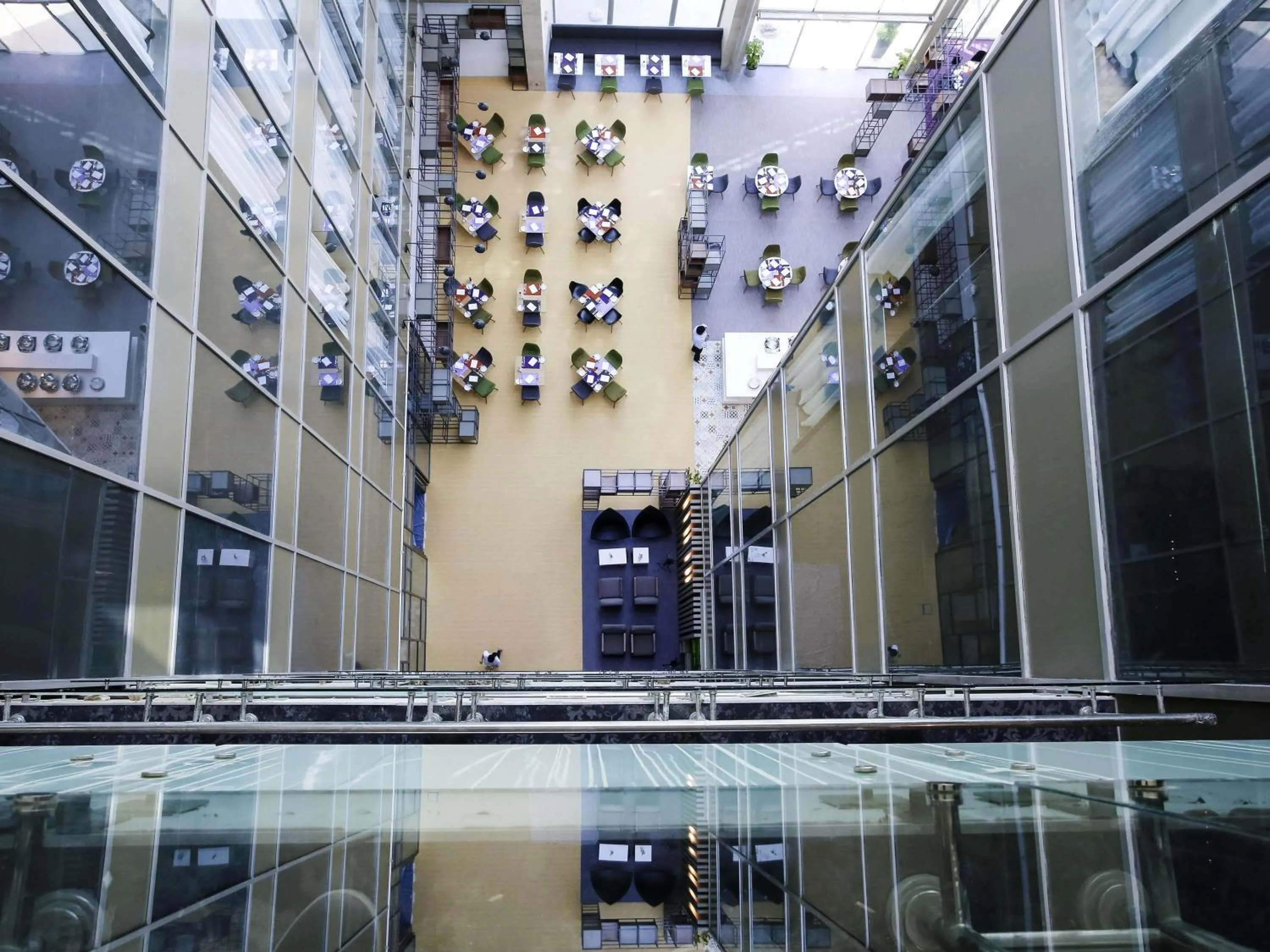 Restaurant/places to eat in Ibis Styles Dubai Jumeira