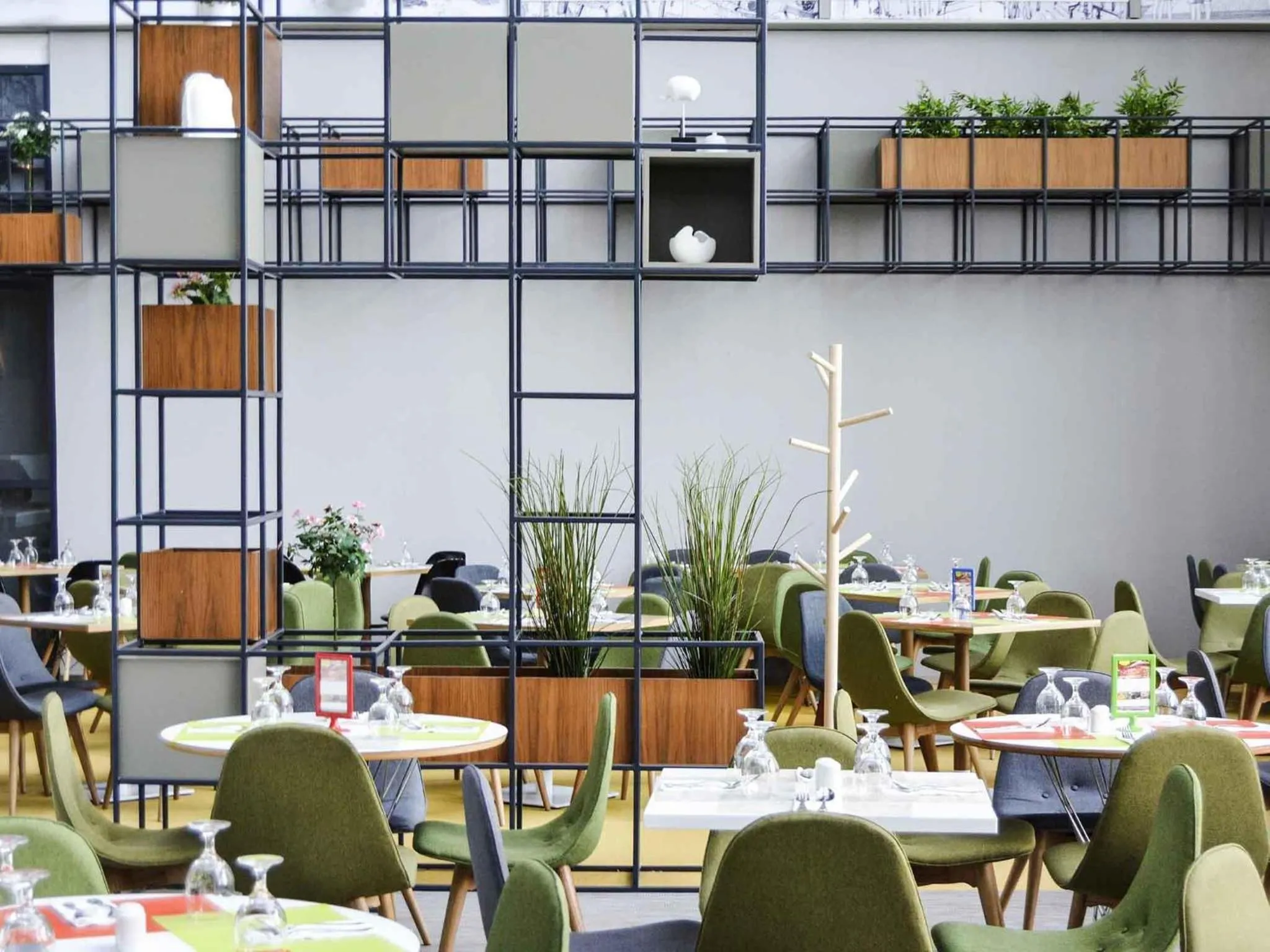 Restaurant/places to eat in Ibis Styles Dubai Jumeira