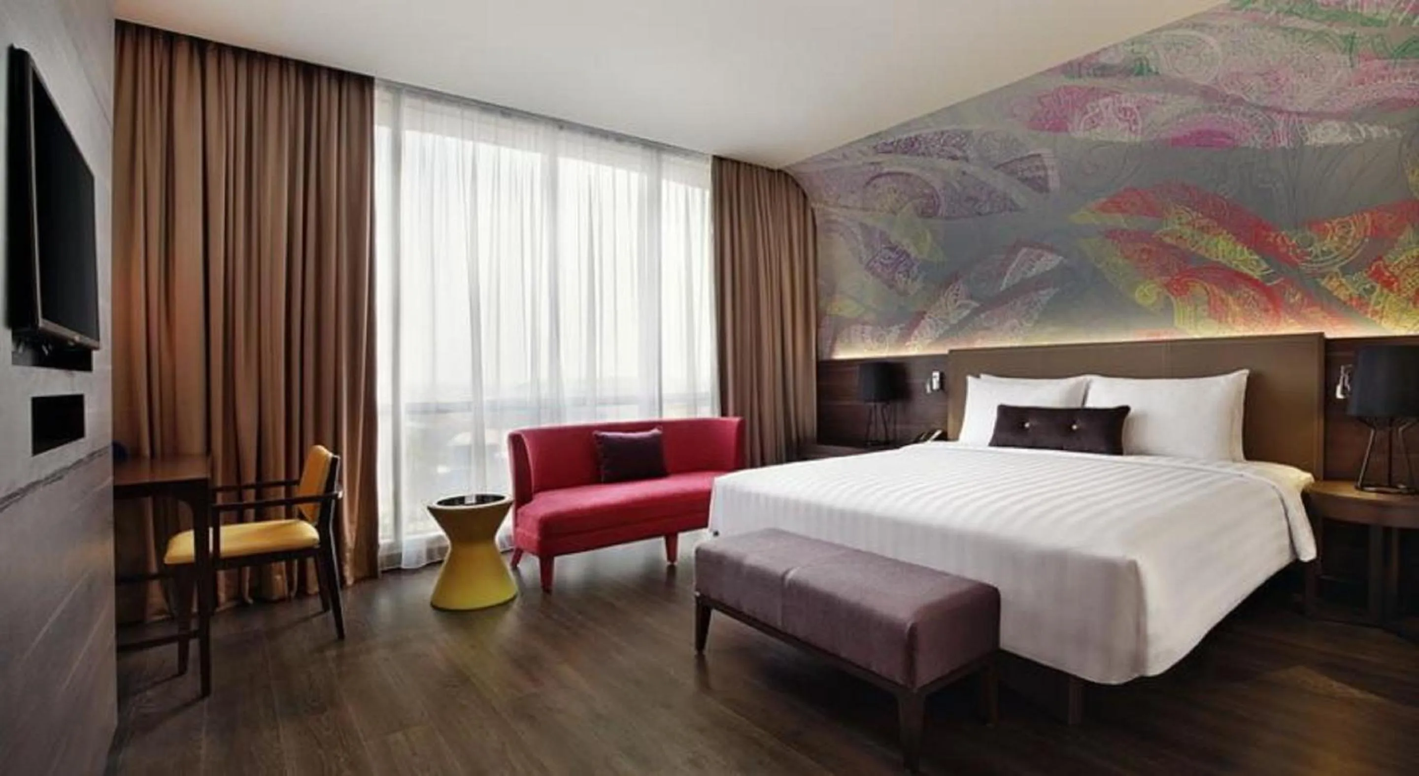 Photo of the whole room, Bed in Mercure Karawang