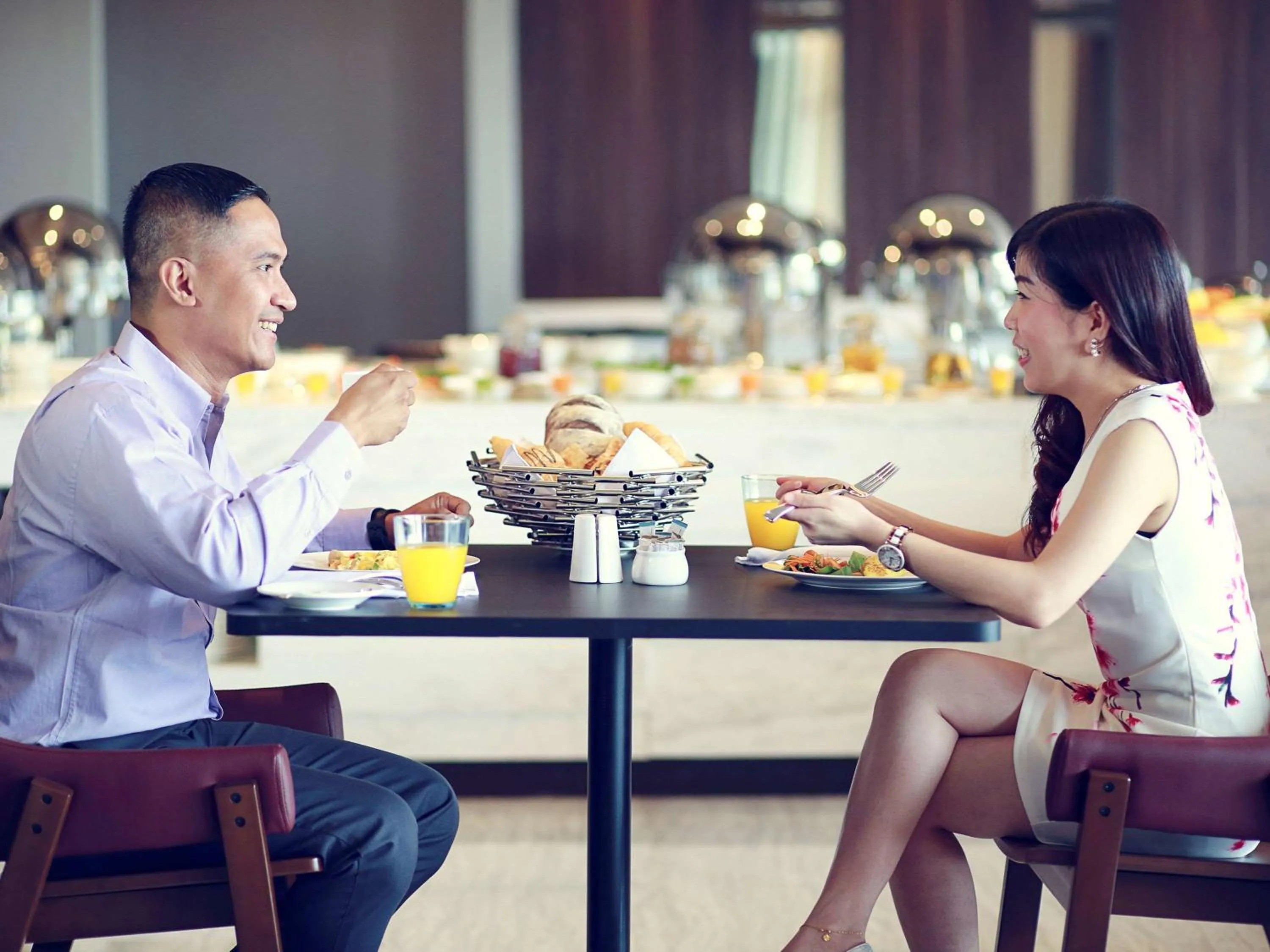 Restaurant/places to eat in Mercure Karawang