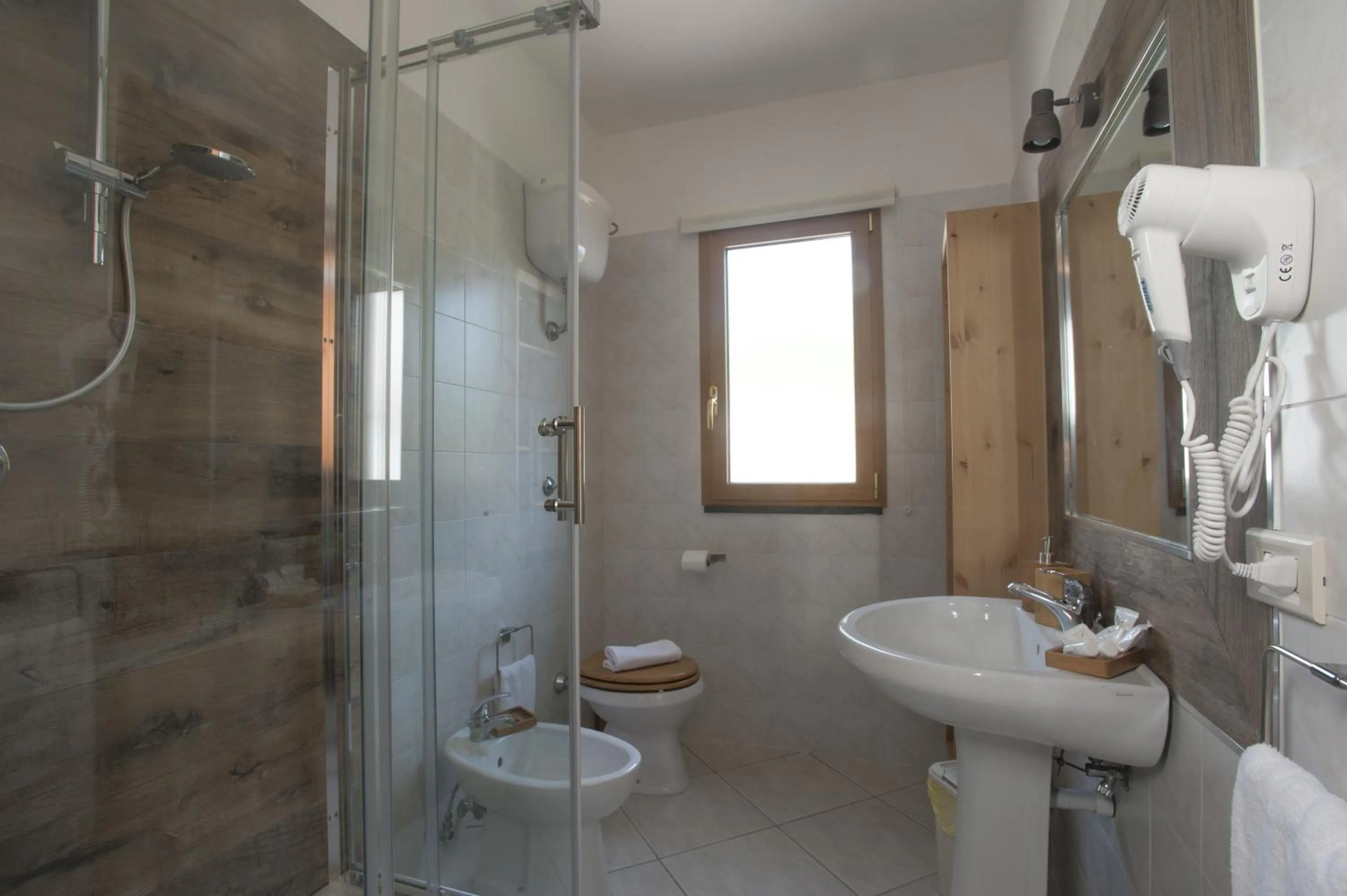 Shower in City Pompei Accommodations