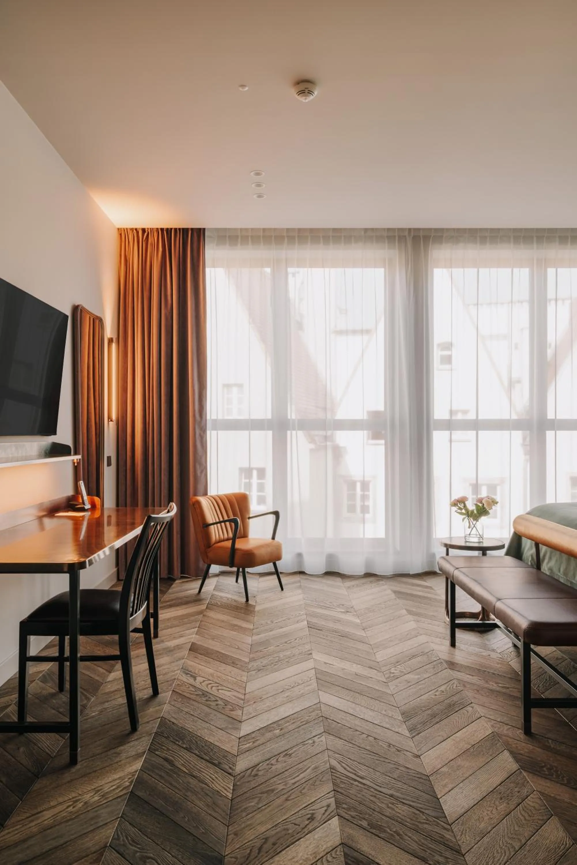 Photo of the whole room in The Cyrus Hotel