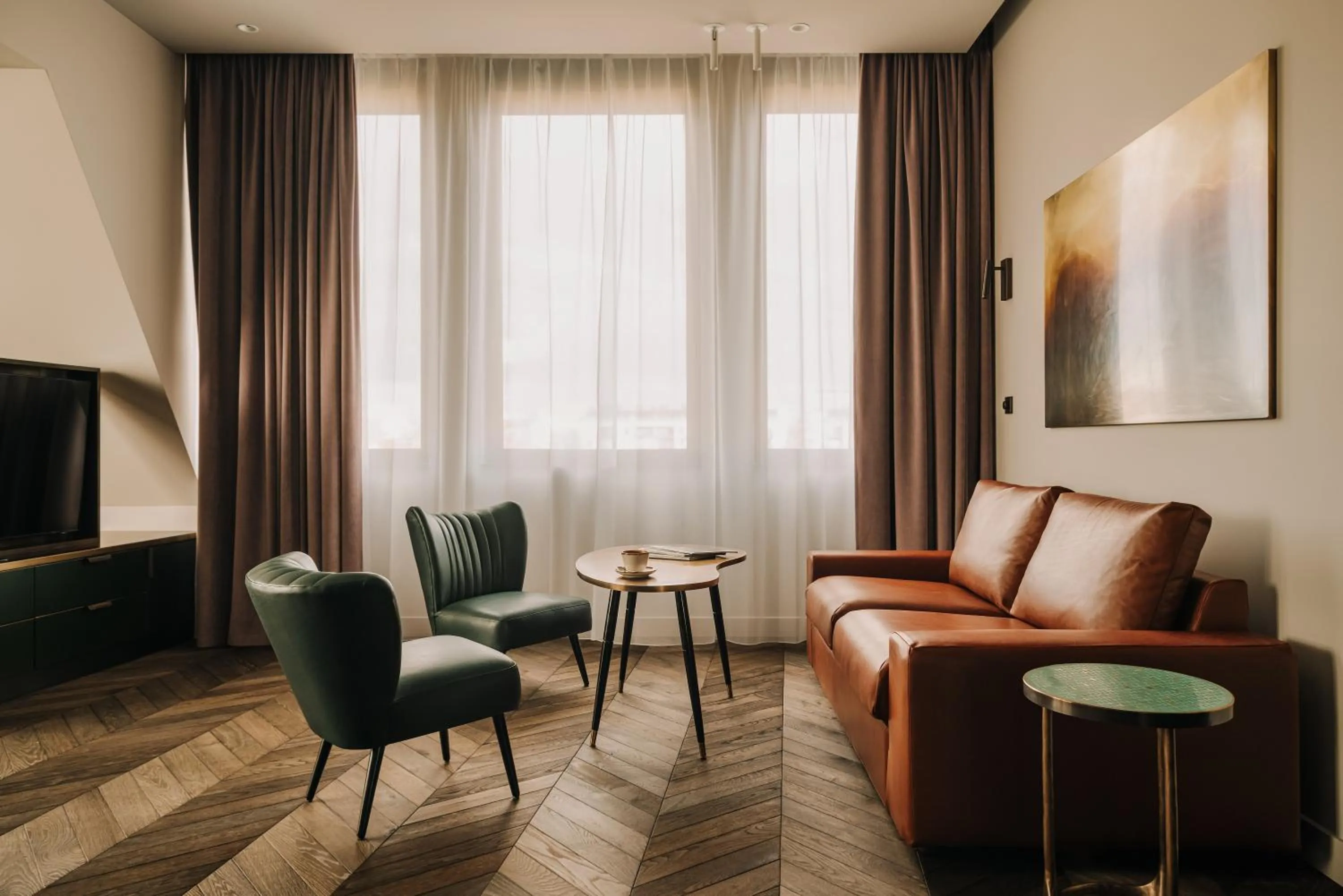 TV and multimedia in The Cyrus Hotel