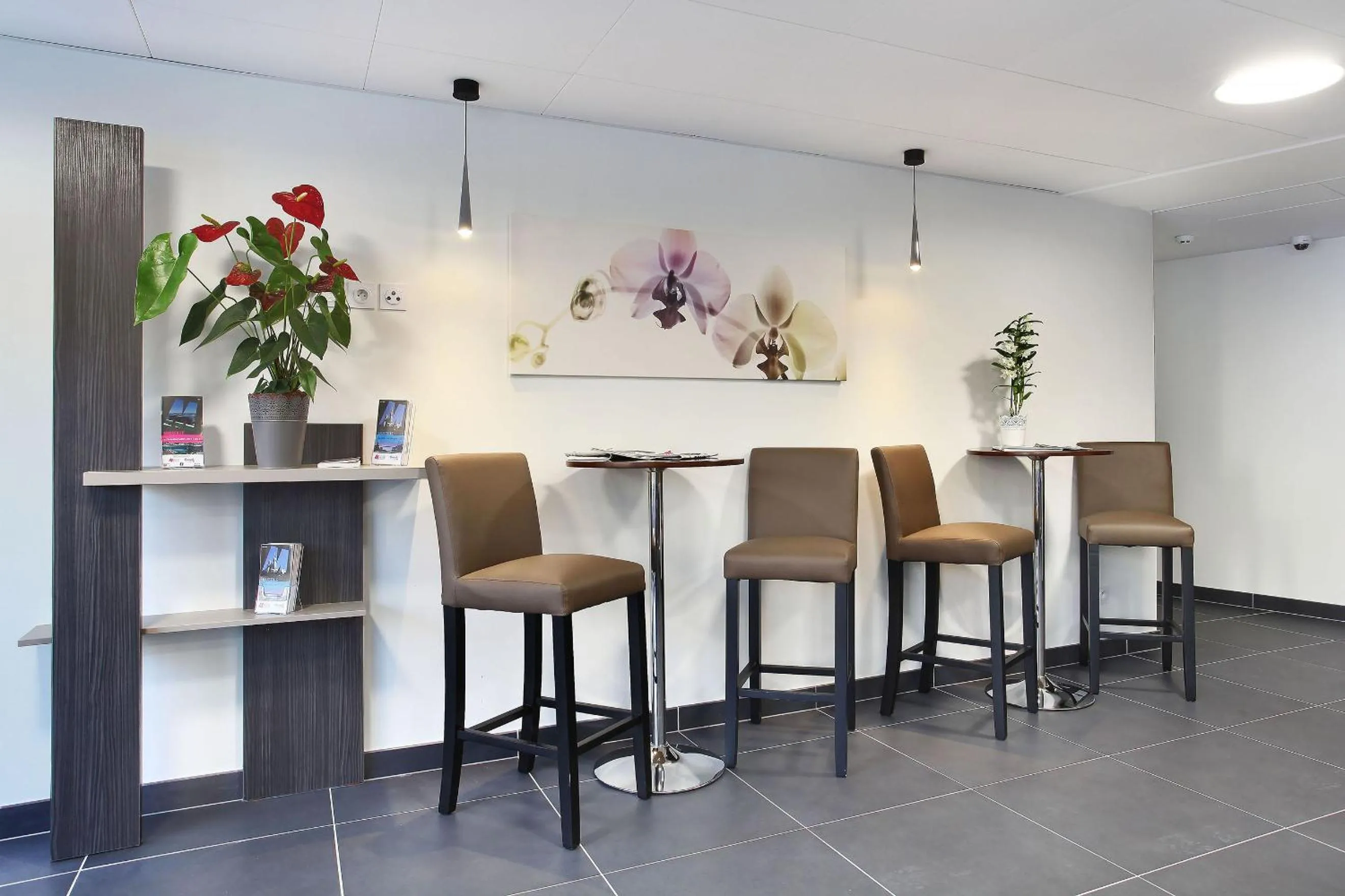 Lobby or reception in Appart'hôtel Odalys City - Marseille Prado