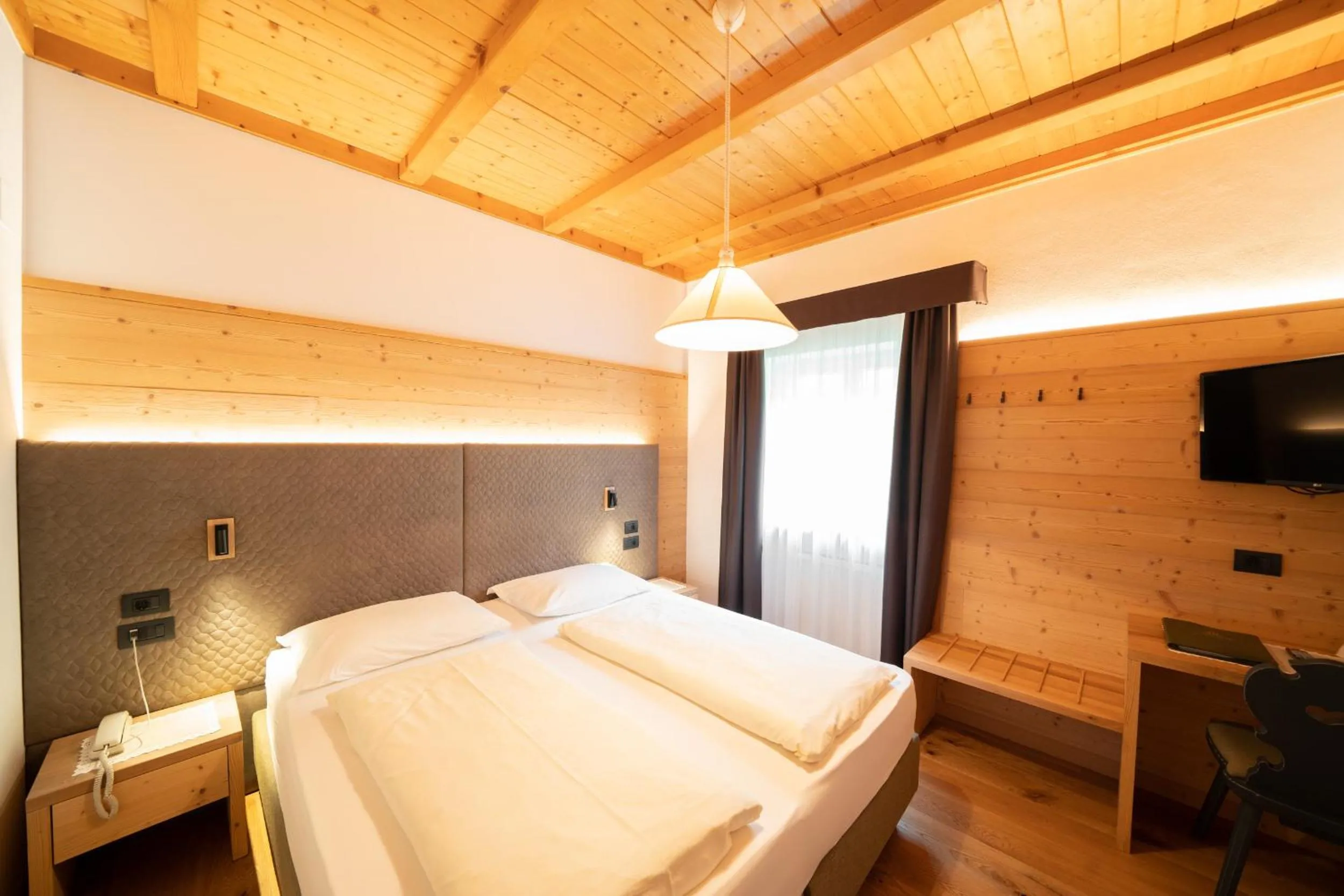 Photo of the whole room, Bed in Hotel Ortler
