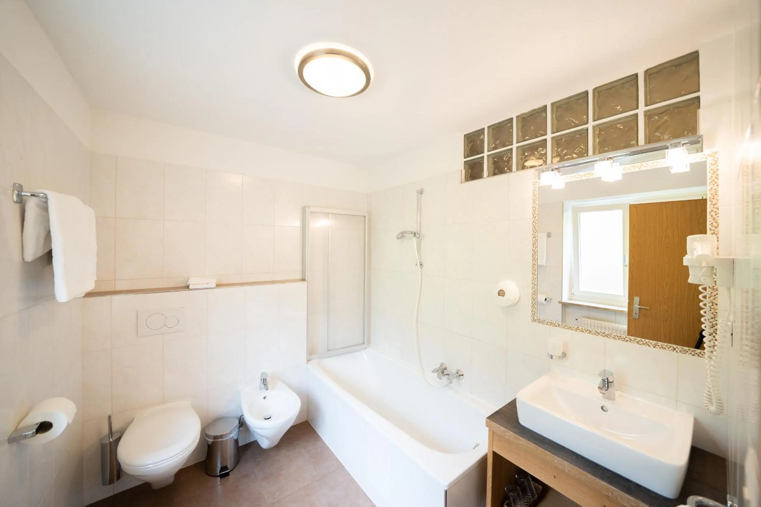Bathroom in Hotel Ortler