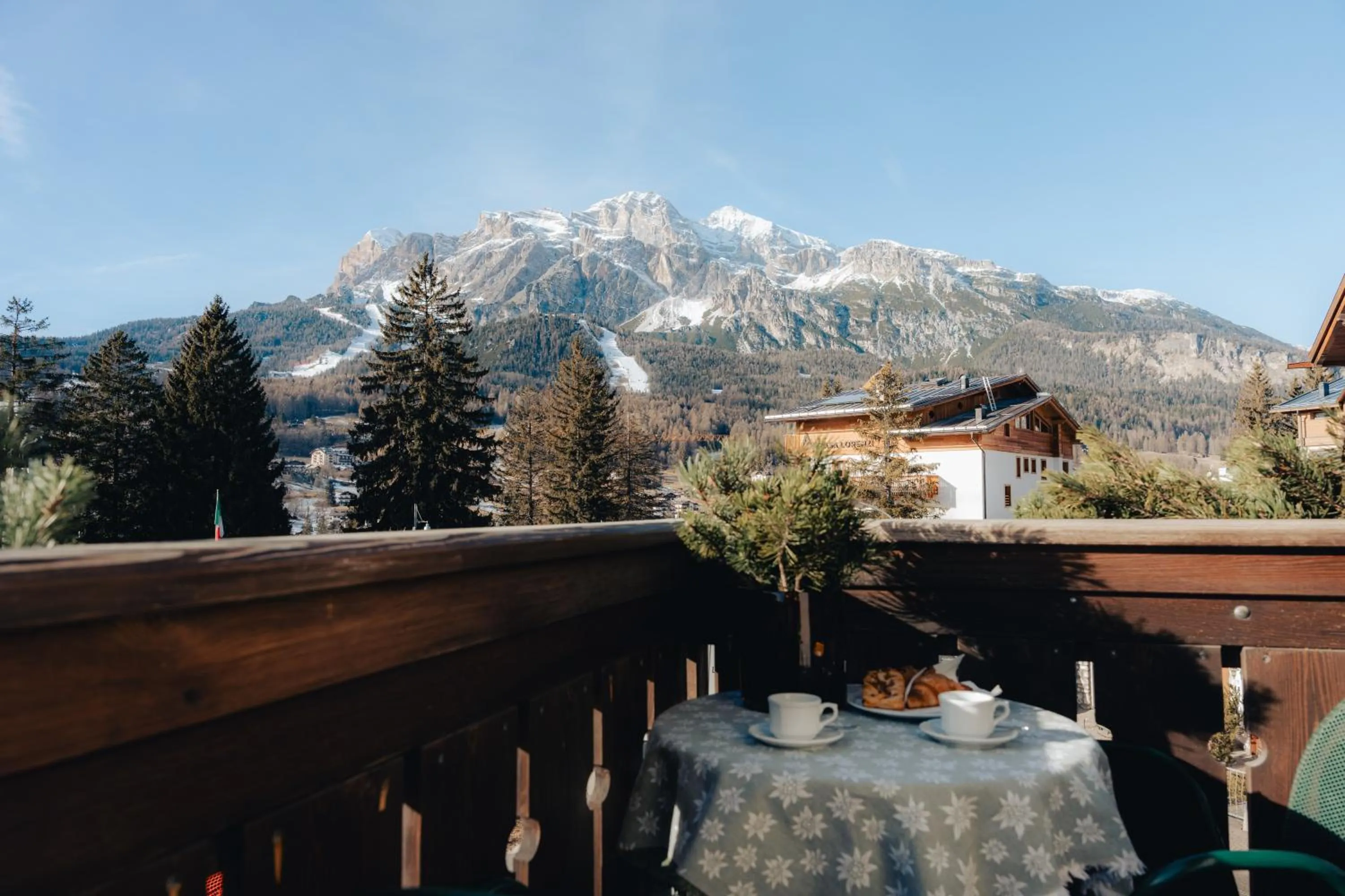 Bedroom in Hotel Oasi