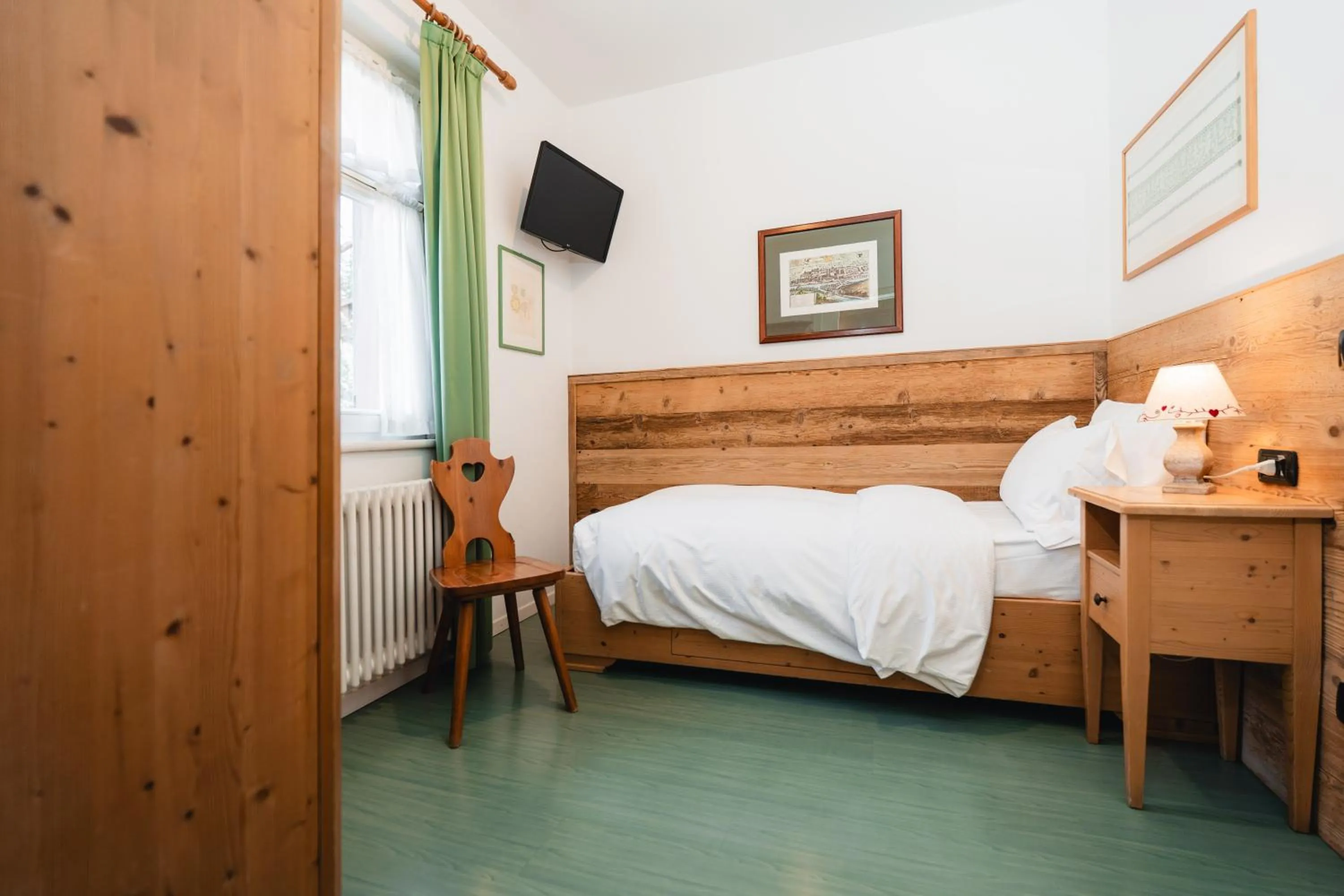Bedroom, Bed in Hotel Oasi