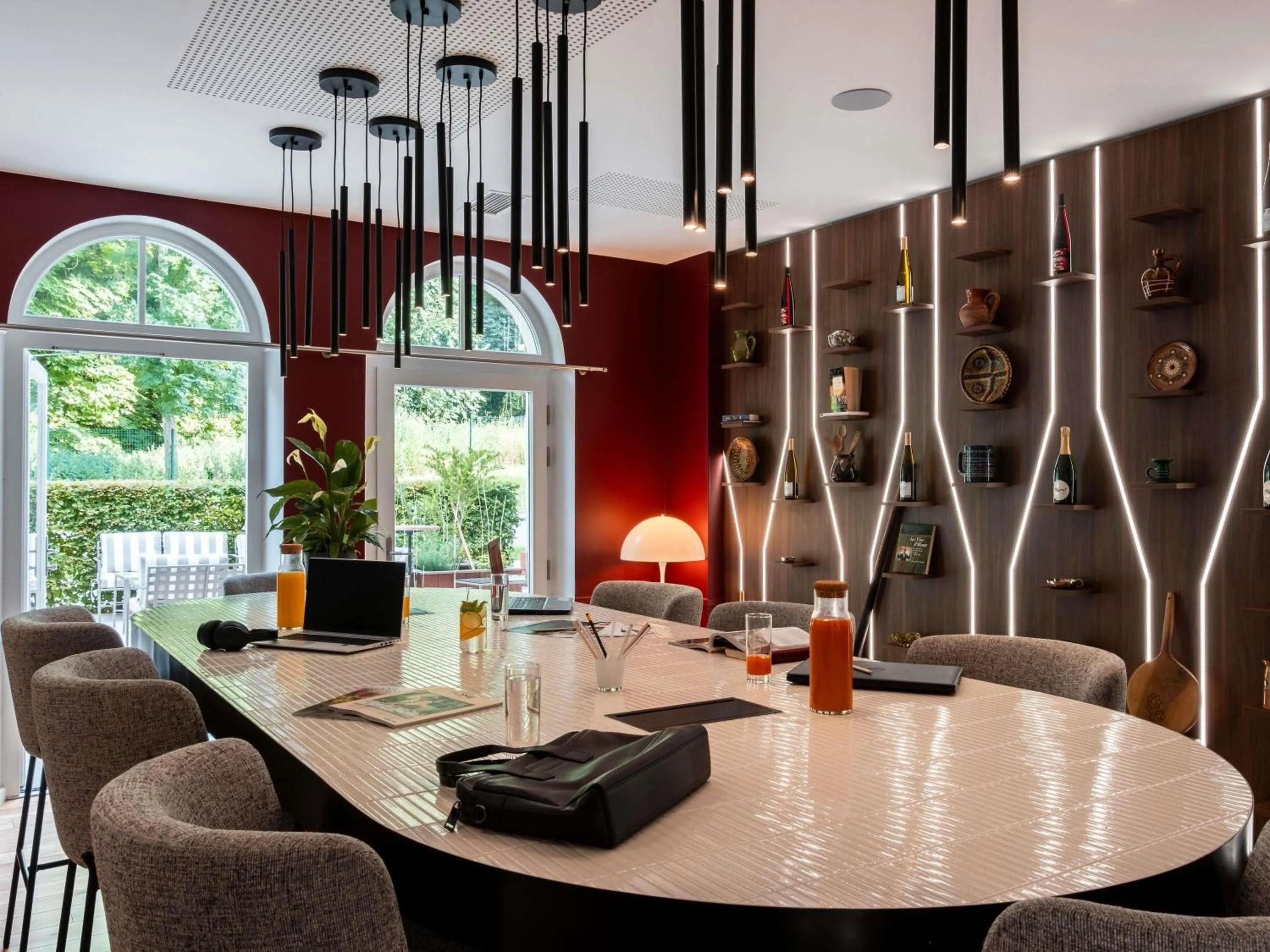 Meeting/conference room in Mercure Maintenon