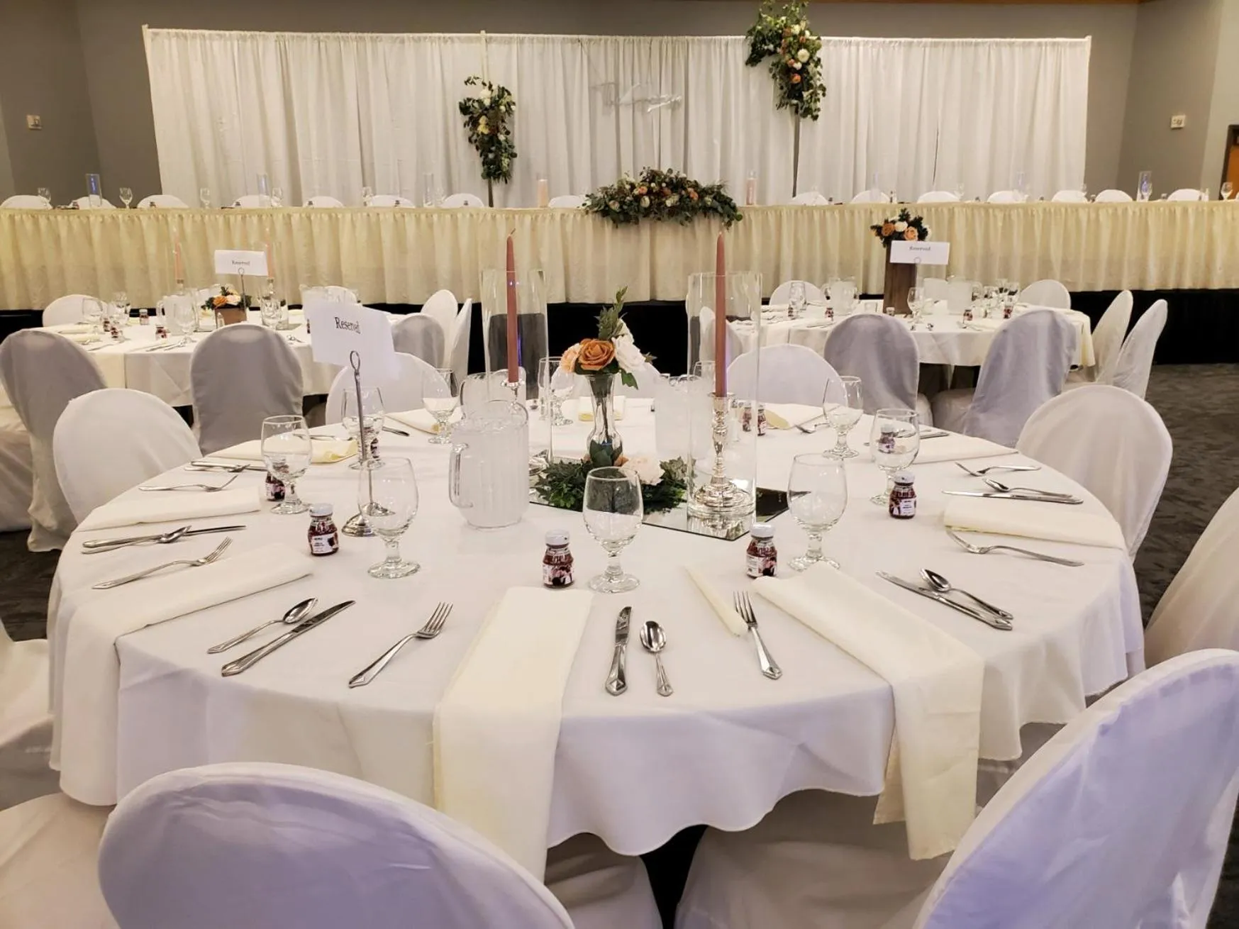 Banquet/Function facilities in Crossroads Hotel and Huron Event Center