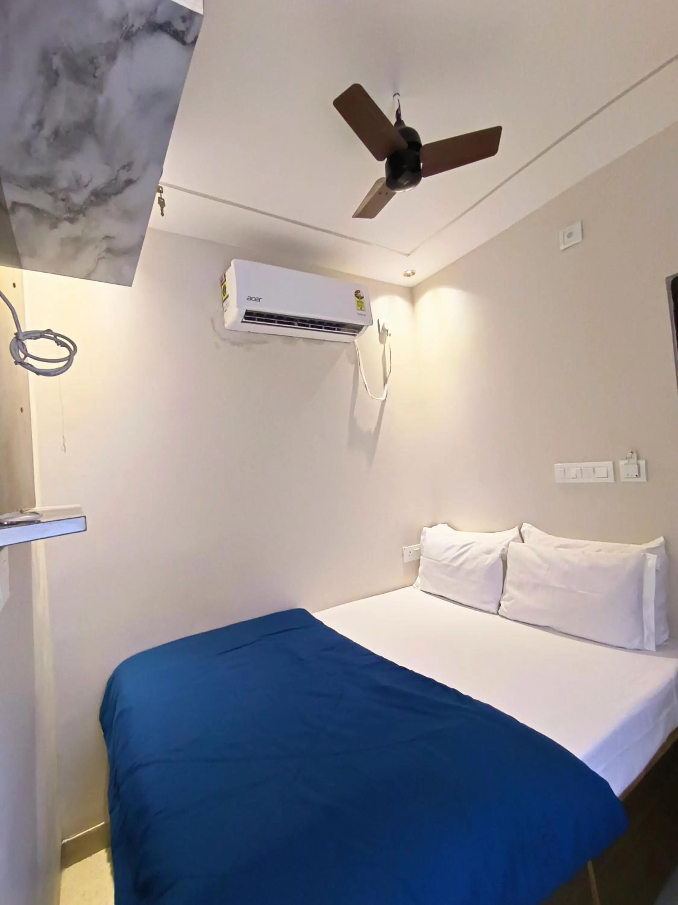 Shree Murlidhar Residency - Couple friendly