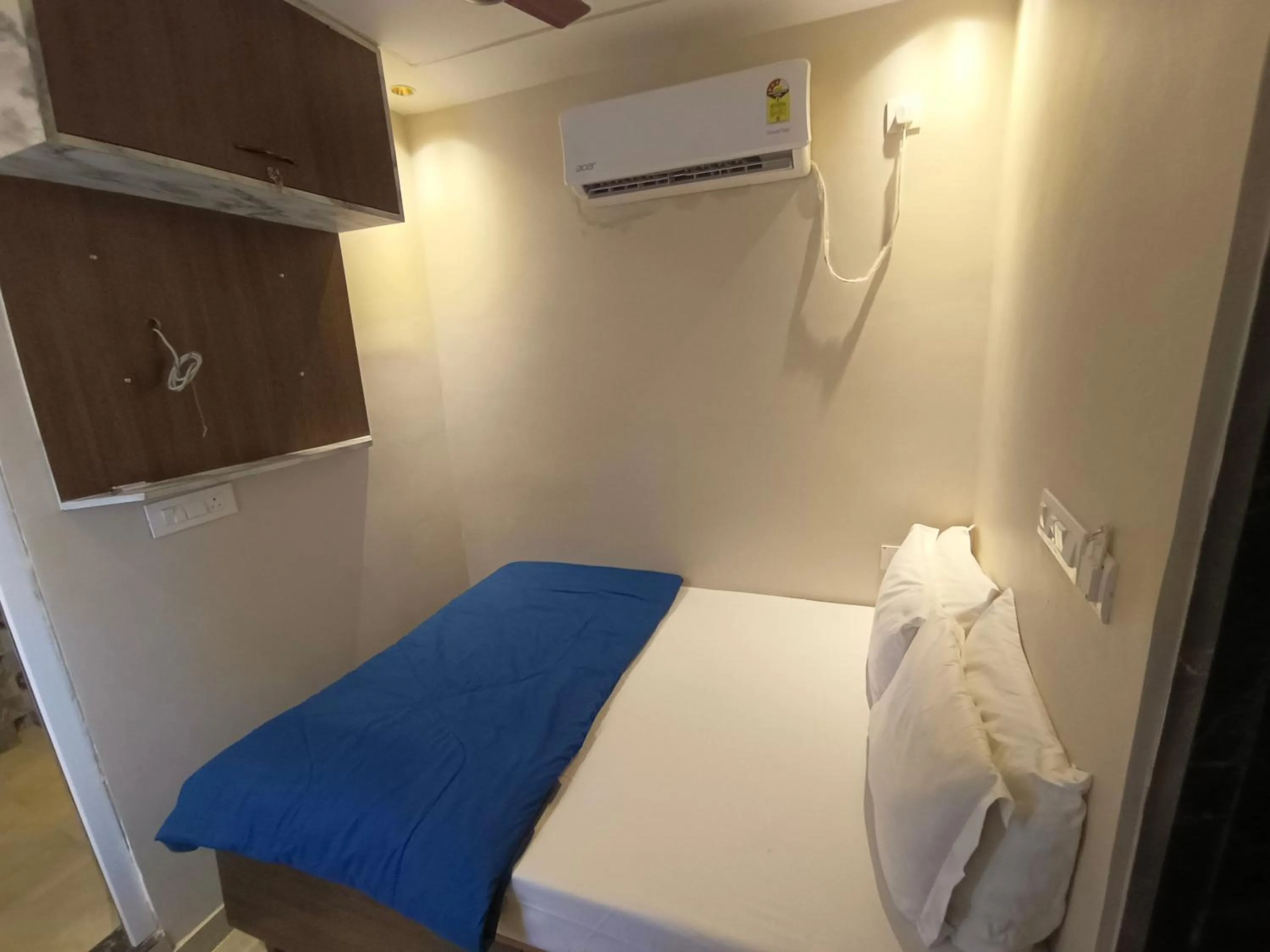 Shree Murlidhar Residency - Couple friendly