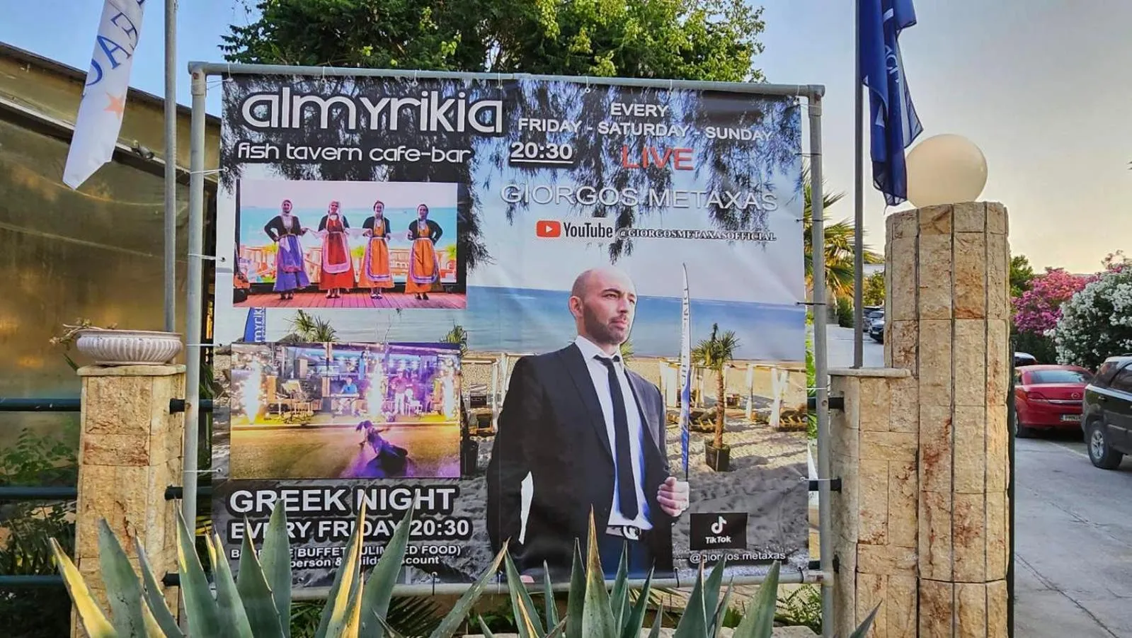 Evening entertainment in Grand Beach Hotel Thassos