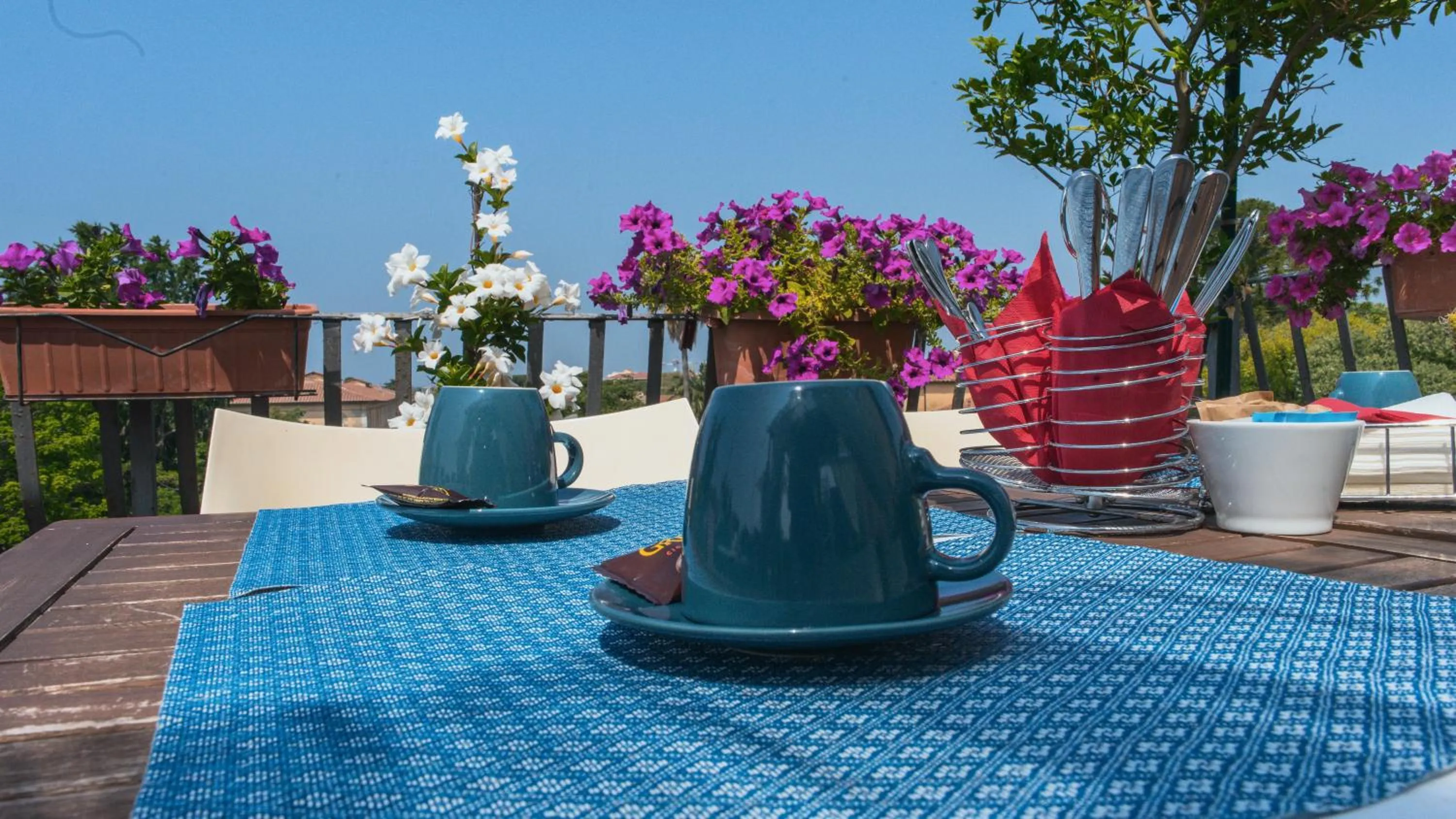 Coffee/tea facilities in B&B 7 Rooms