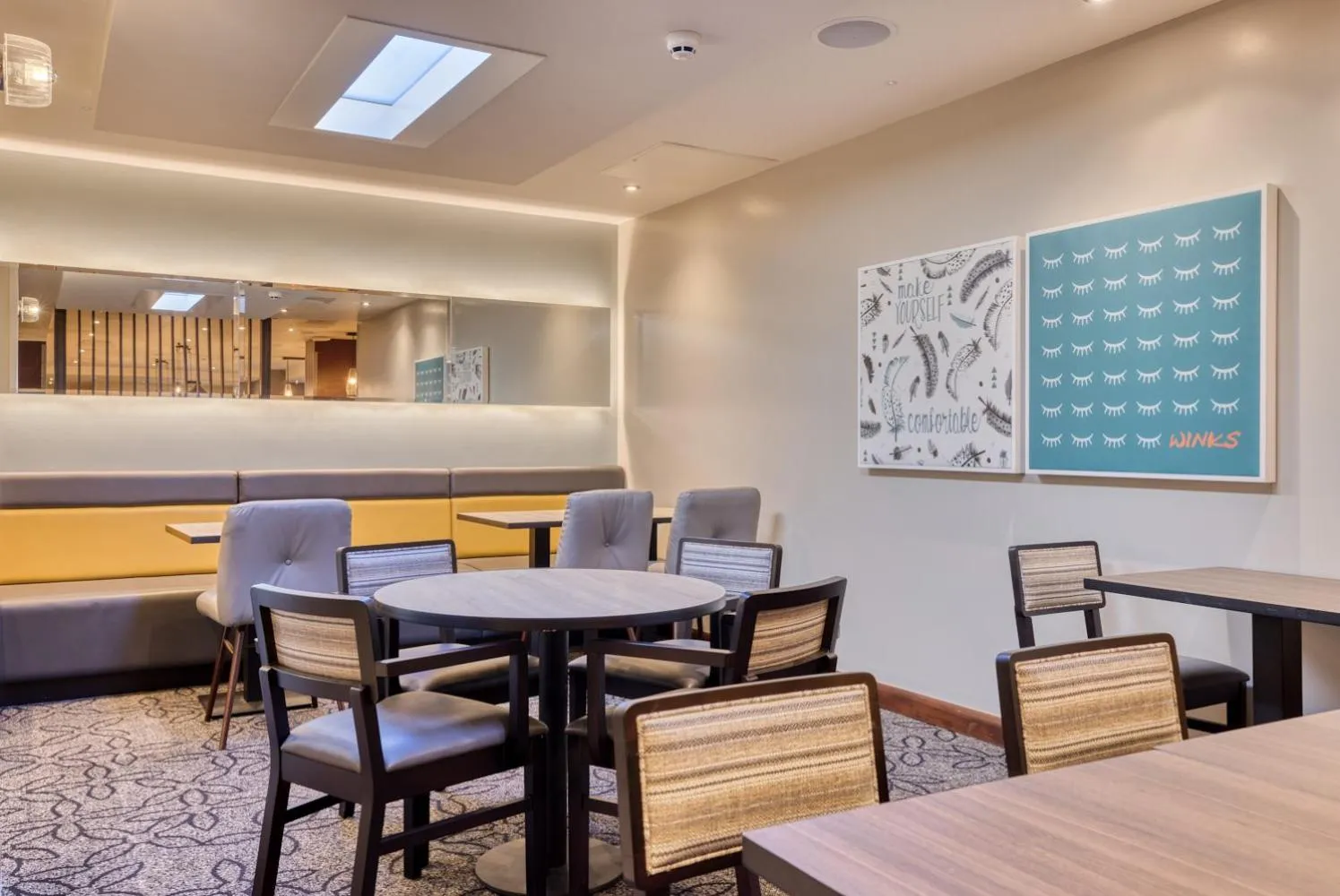 Restaurant/places to eat in Premier Inn Dublin City Temple Bar