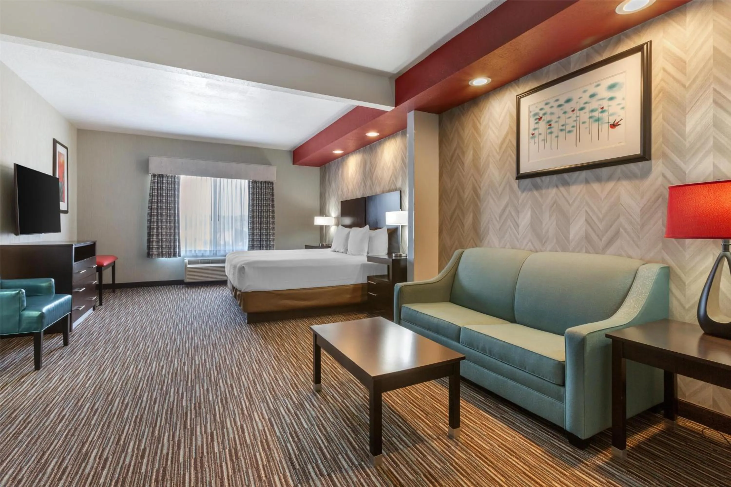 Photo of the whole room, Bed in Best Western Plus Gallup Inn & Suites