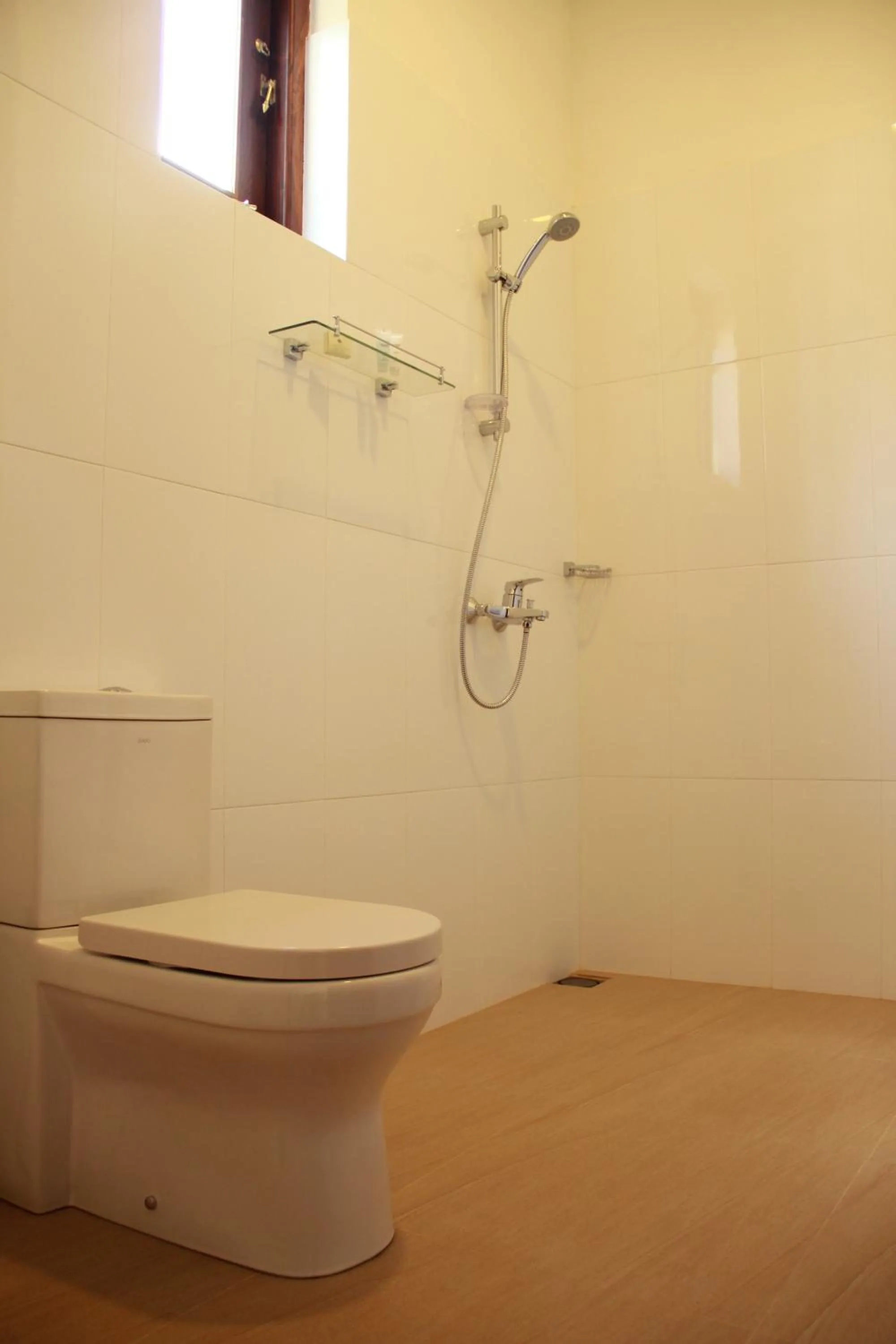 Bathroom in Hideaway Lodge