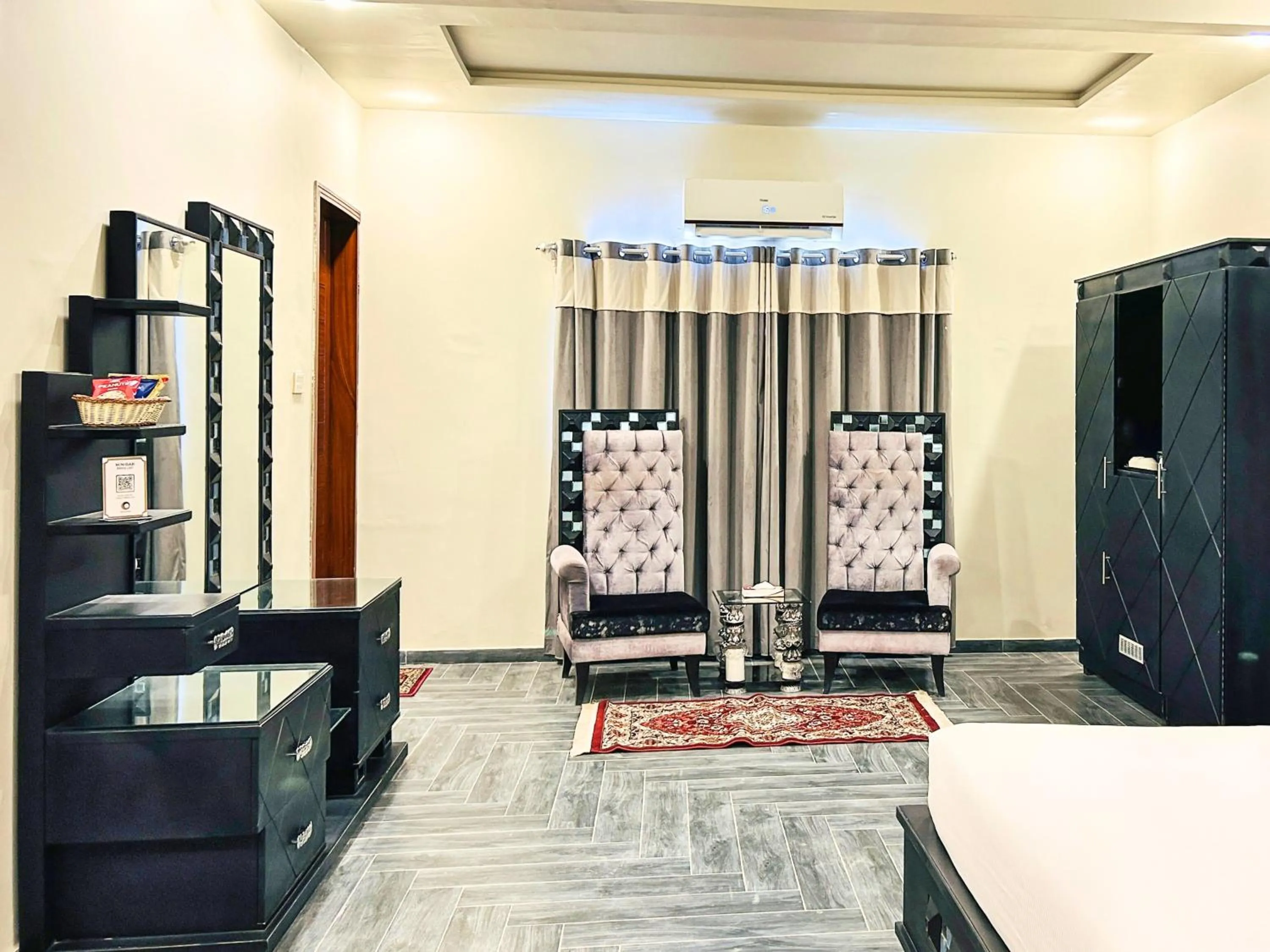 Bedroom in Hotel One University Sukkur