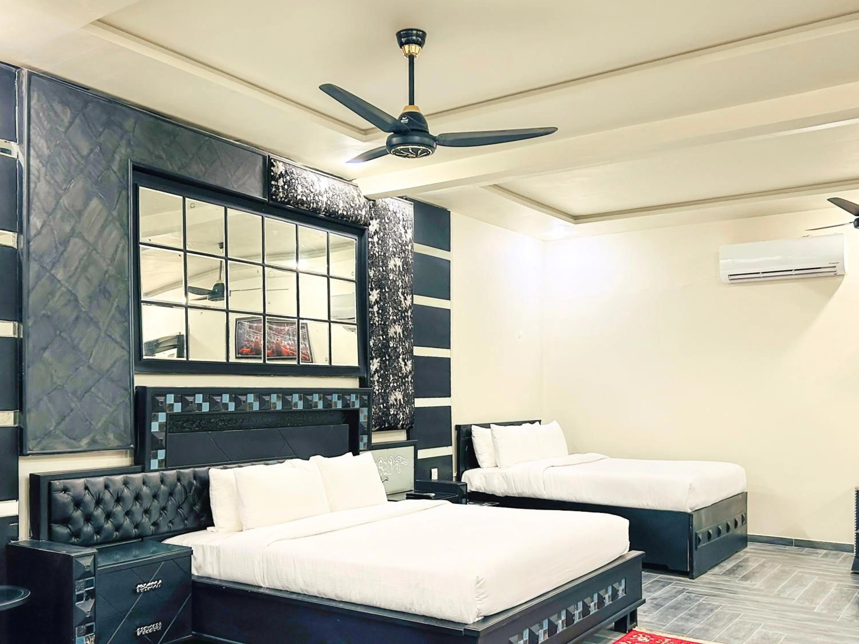 Bedroom, Bed in Hotel One University Sukkur