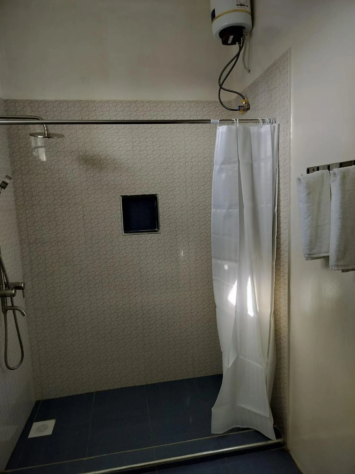 Bathroom in Andy's Inn