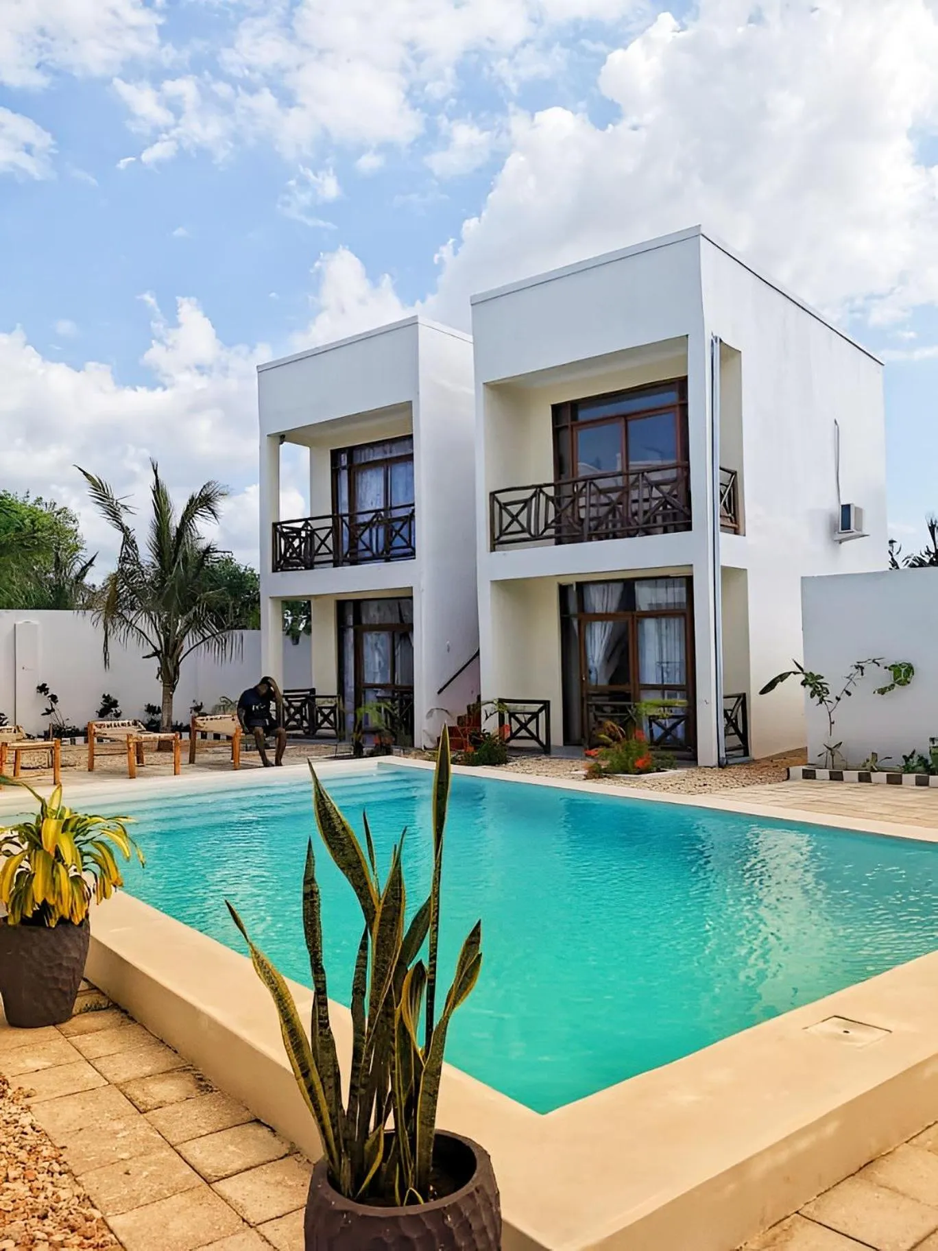 Property building in Andy's Inn