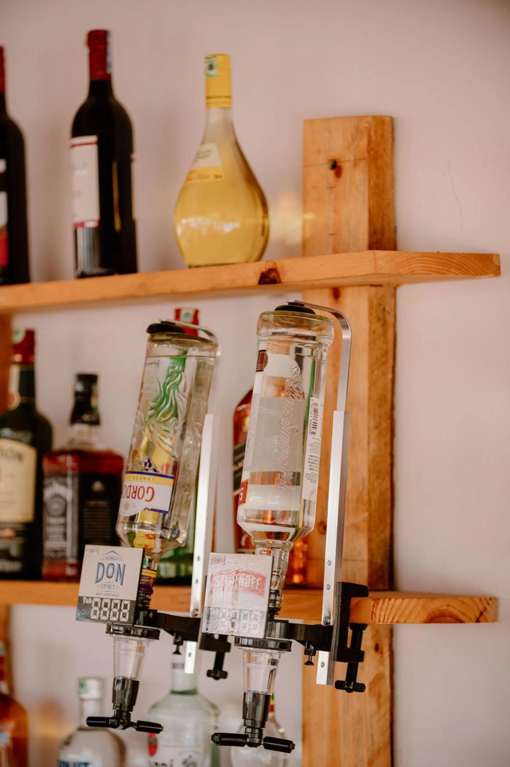 Lounge or bar in Andy's Inn