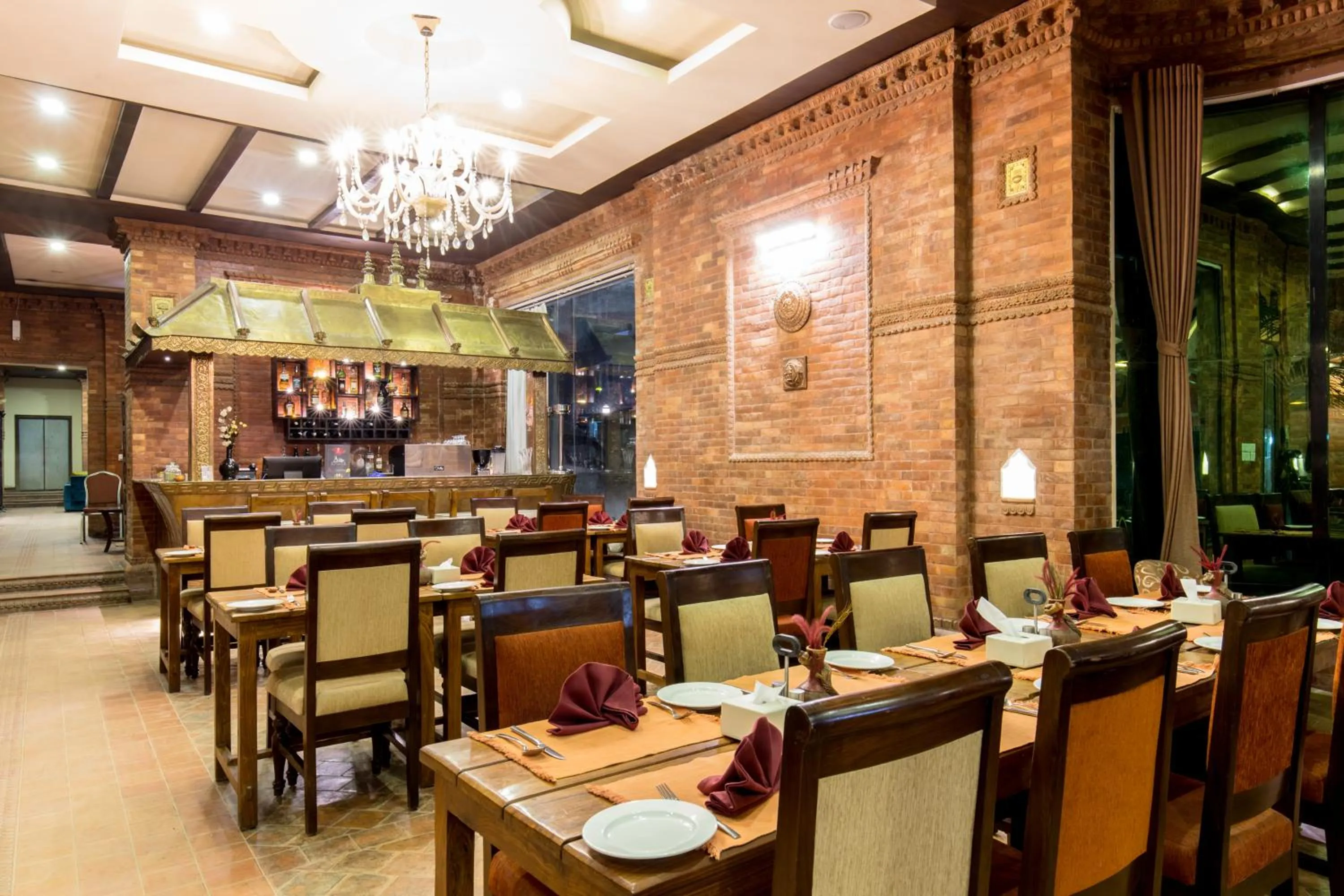 Restaurant/places to eat in Dahlia Boutique Hotel