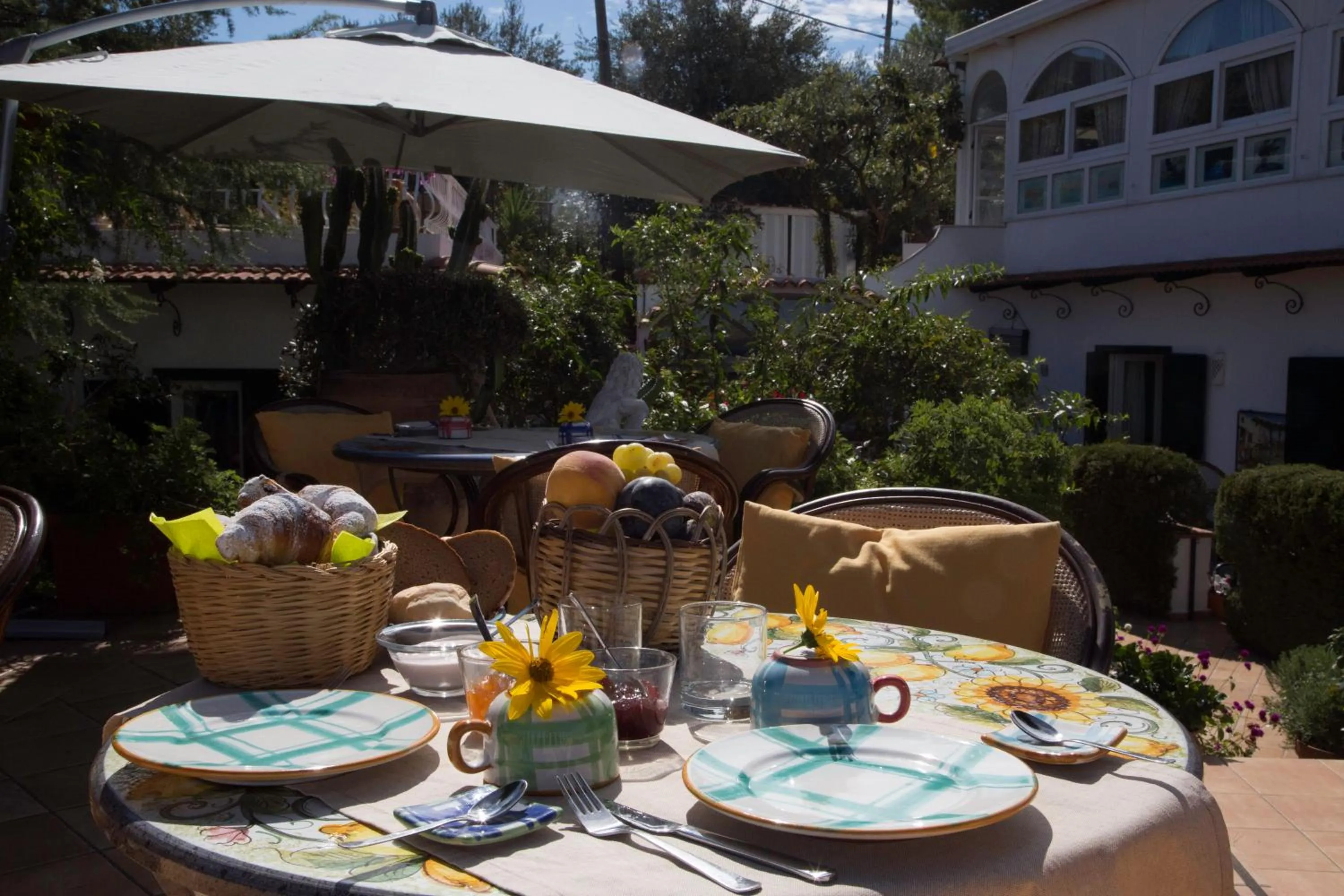 Balcony/Terrace in Il Giardino dell'Arte