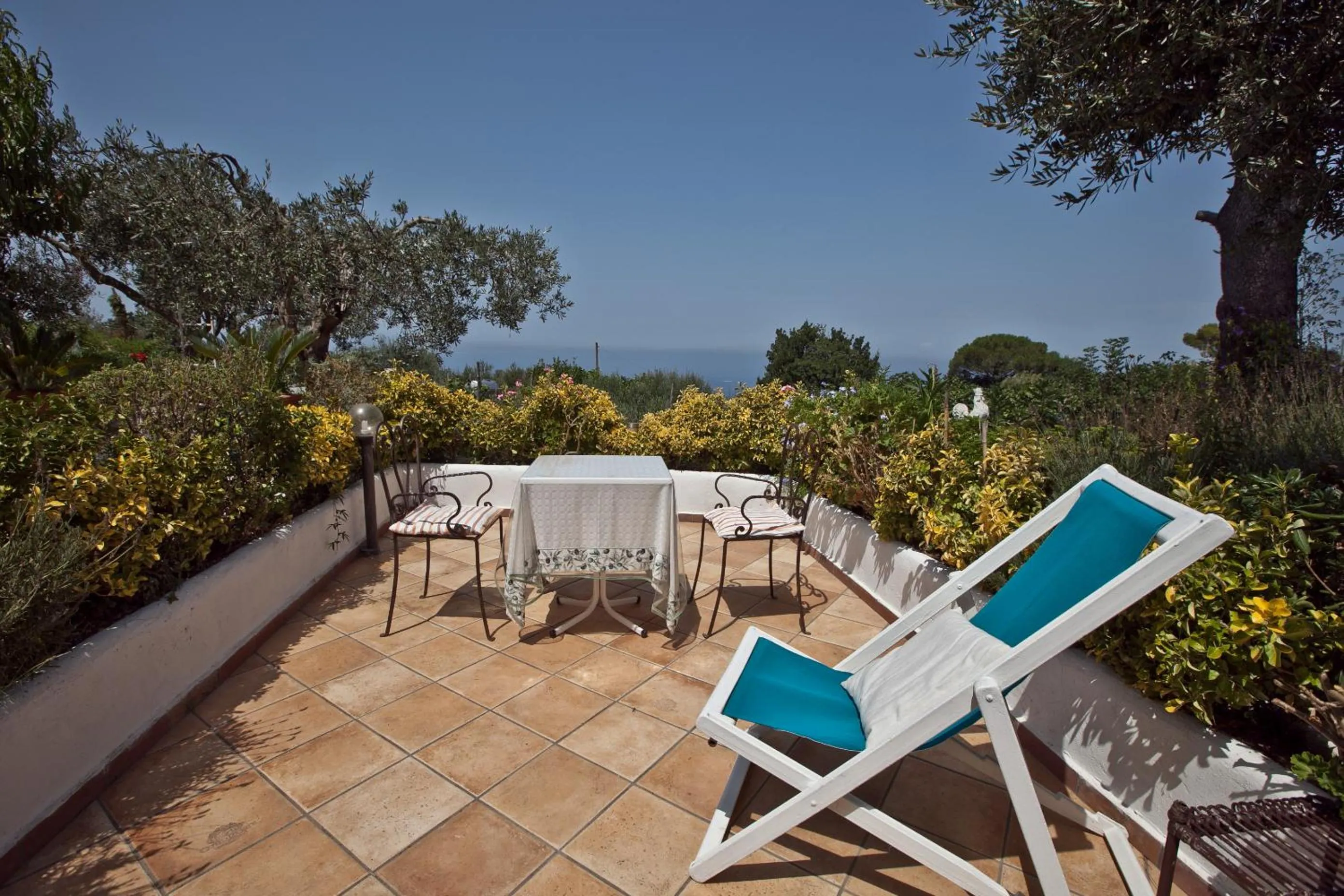 Balcony/Terrace in Il Giardino dell'Arte