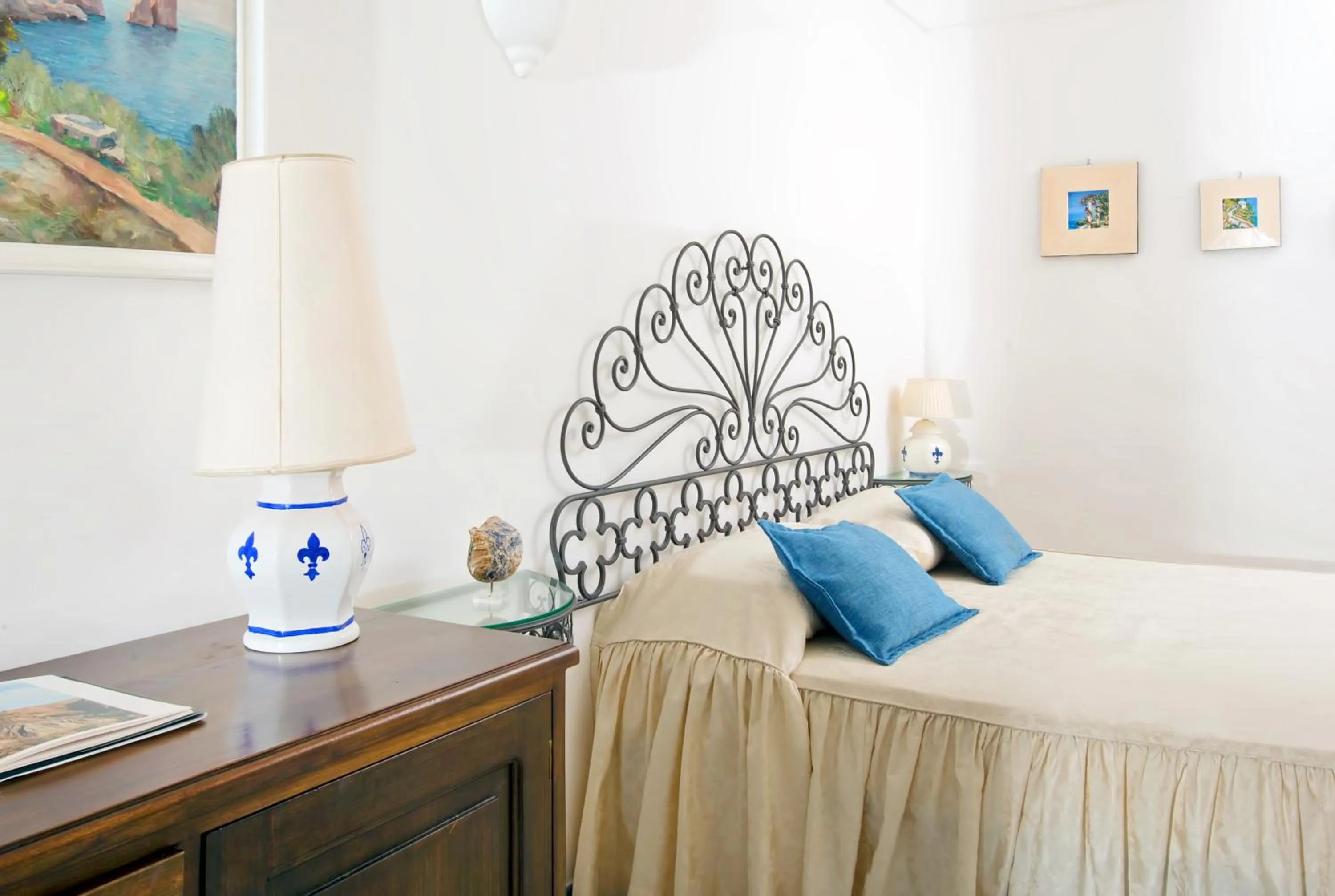 Photo of the whole room, Bed in Il Giardino dell'Arte