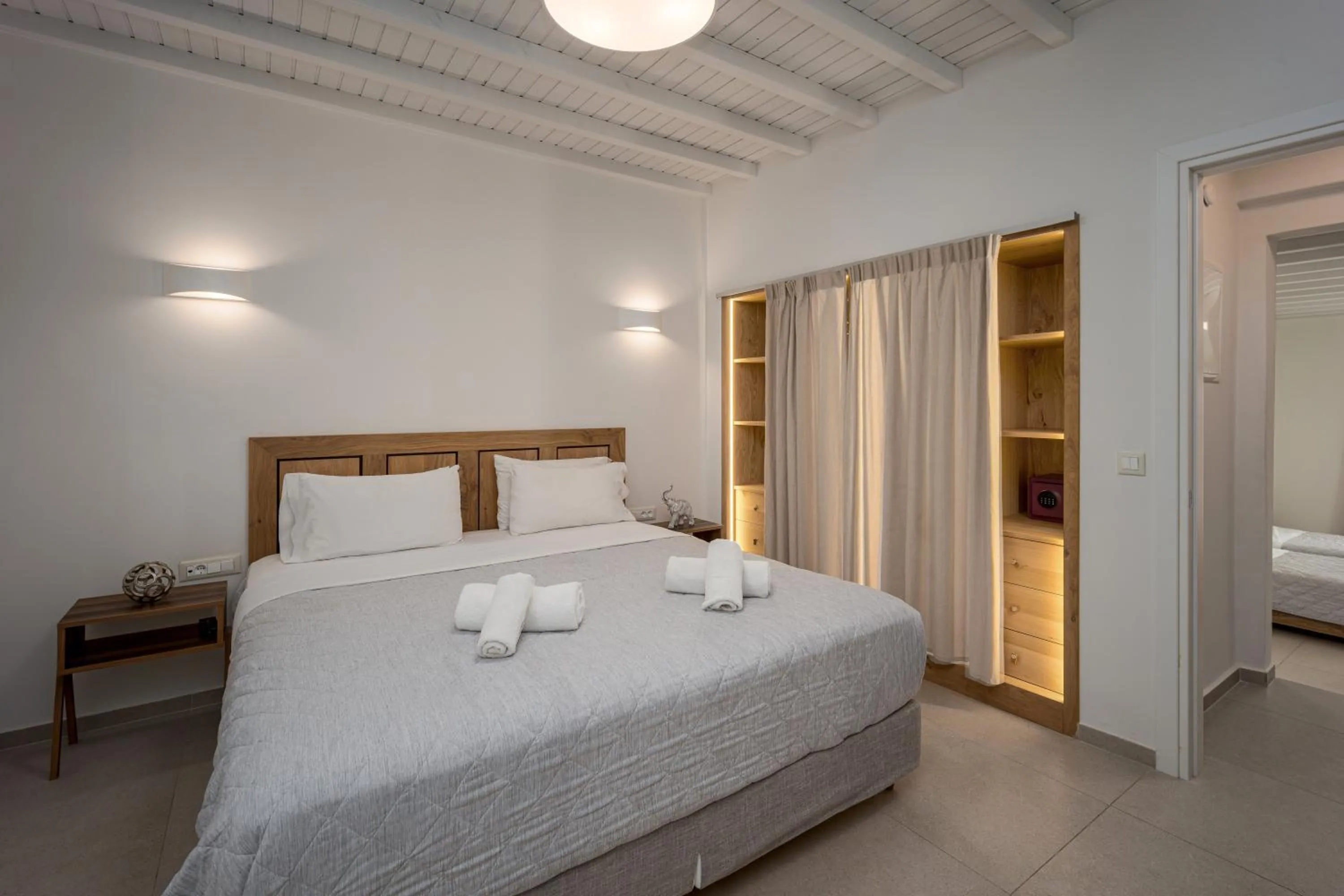 Bed in Edem Garden Residence by Estia