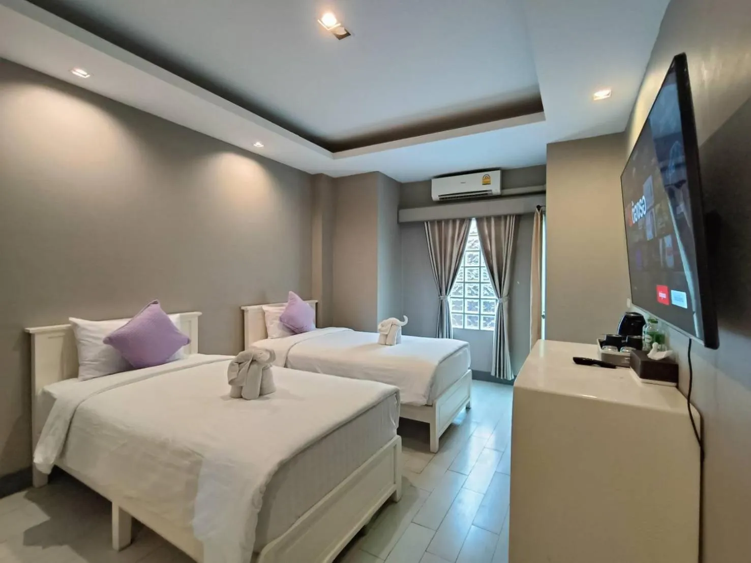 Bed in The Guest Chang Moi Boutique Hotel