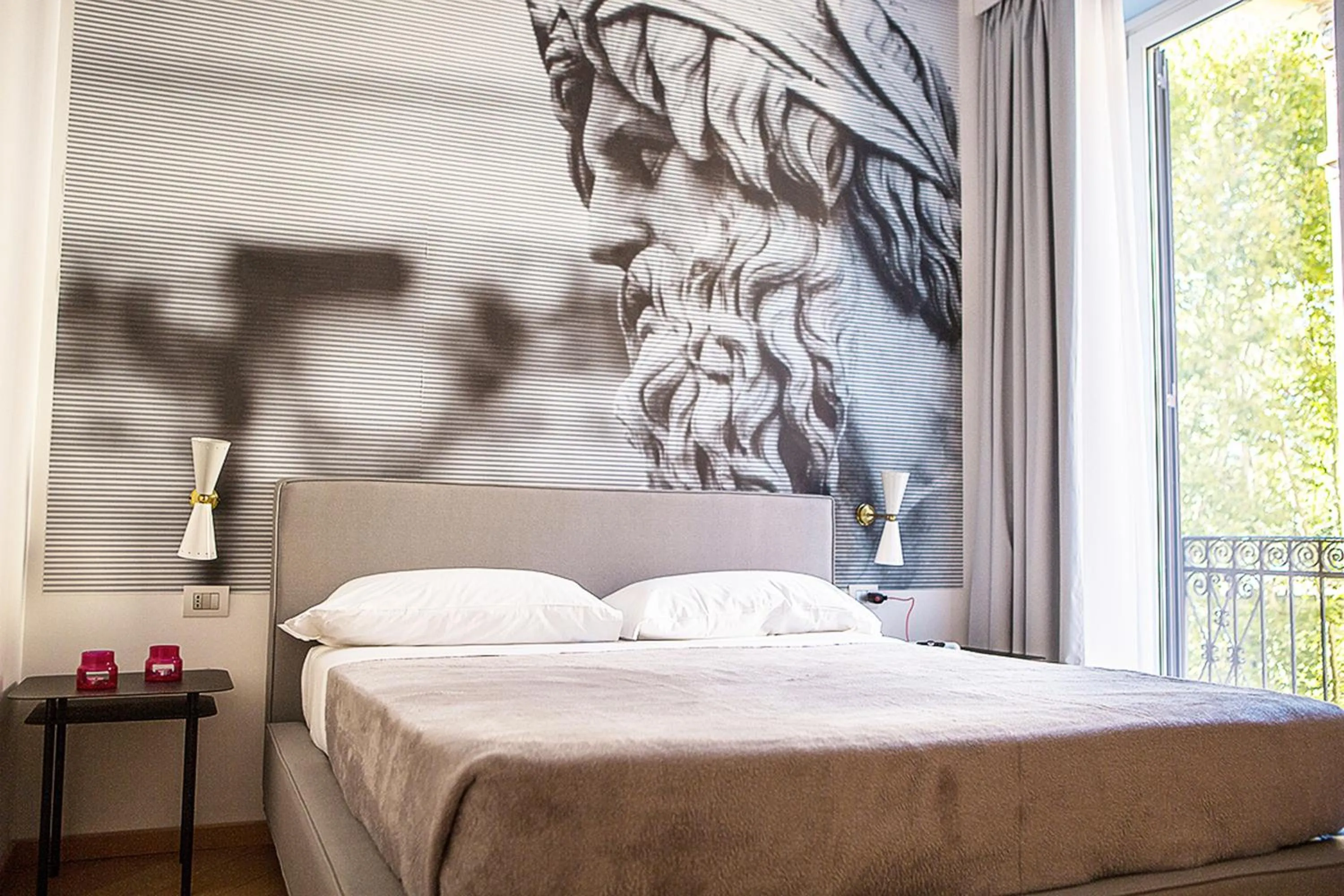 Bed in Milizie 76 Gallery