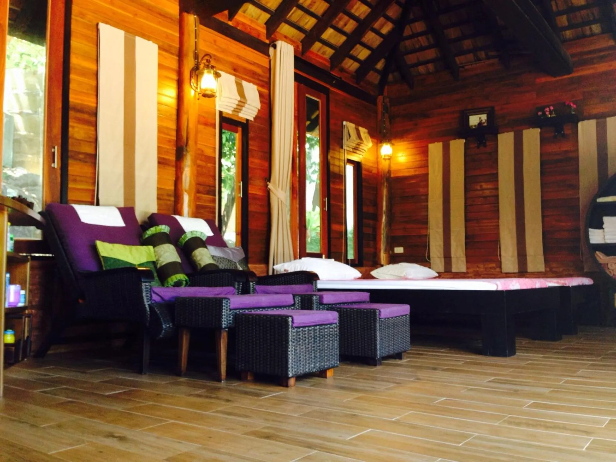 Bed in Koh Tao Beach Club