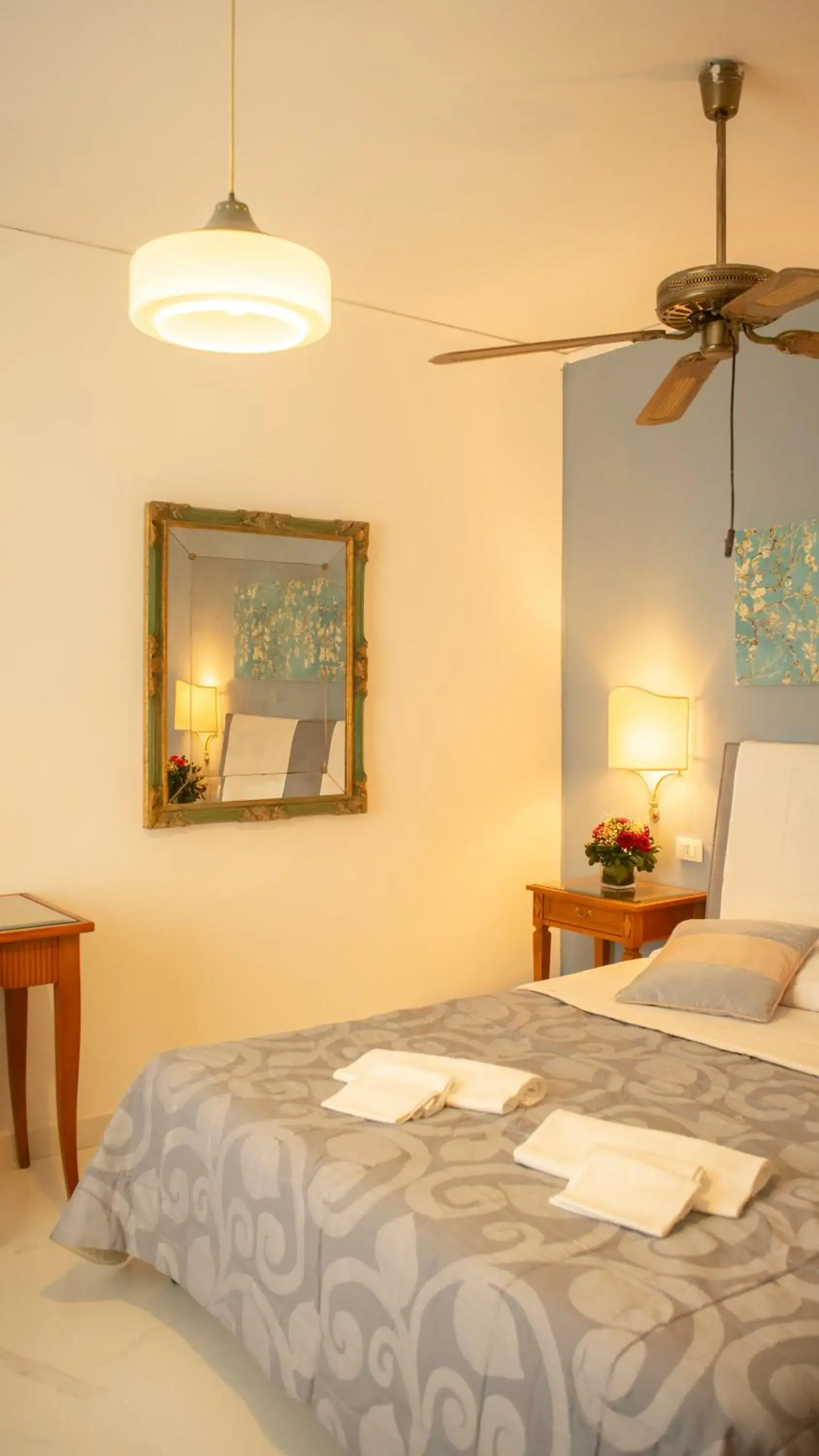 Deluxe Double Room with Balcony in Hotel Sinuessa Terme Deluxe Double Room with Balcony in Hotel Sinuessa Terme