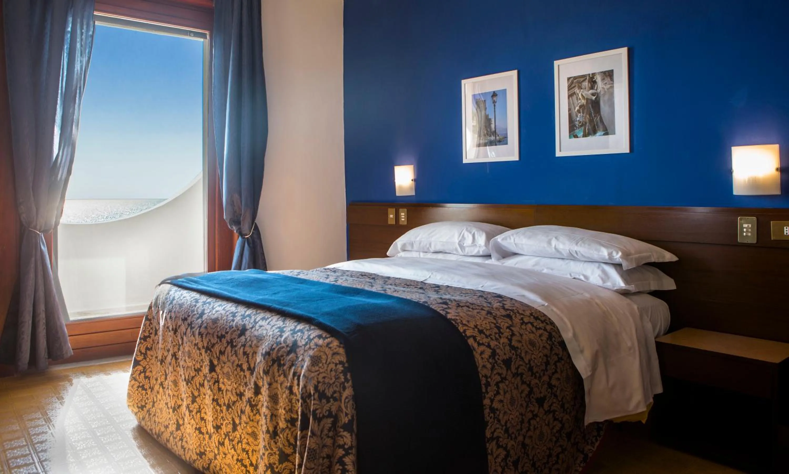 Bed in Hotel Sinuessa Terme