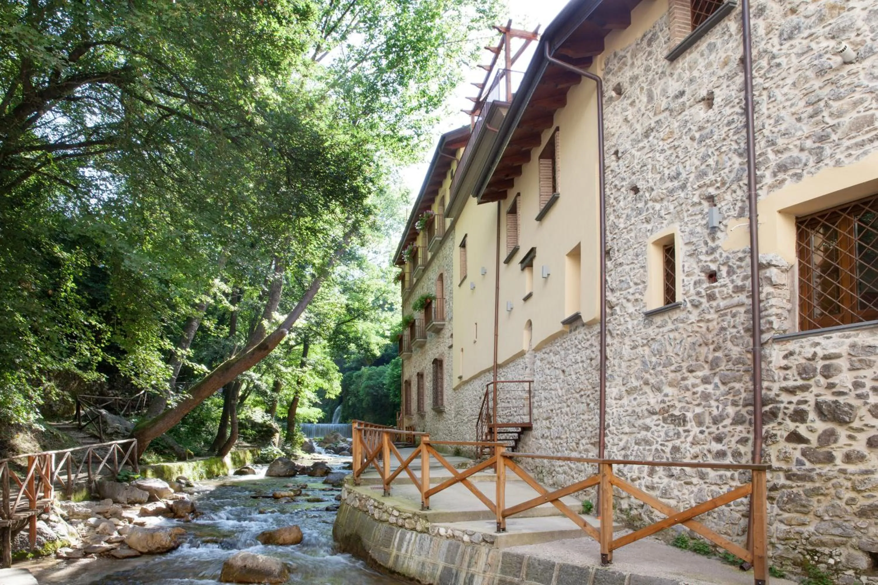 Property building in Dimora Storica Hotel Maccarunera