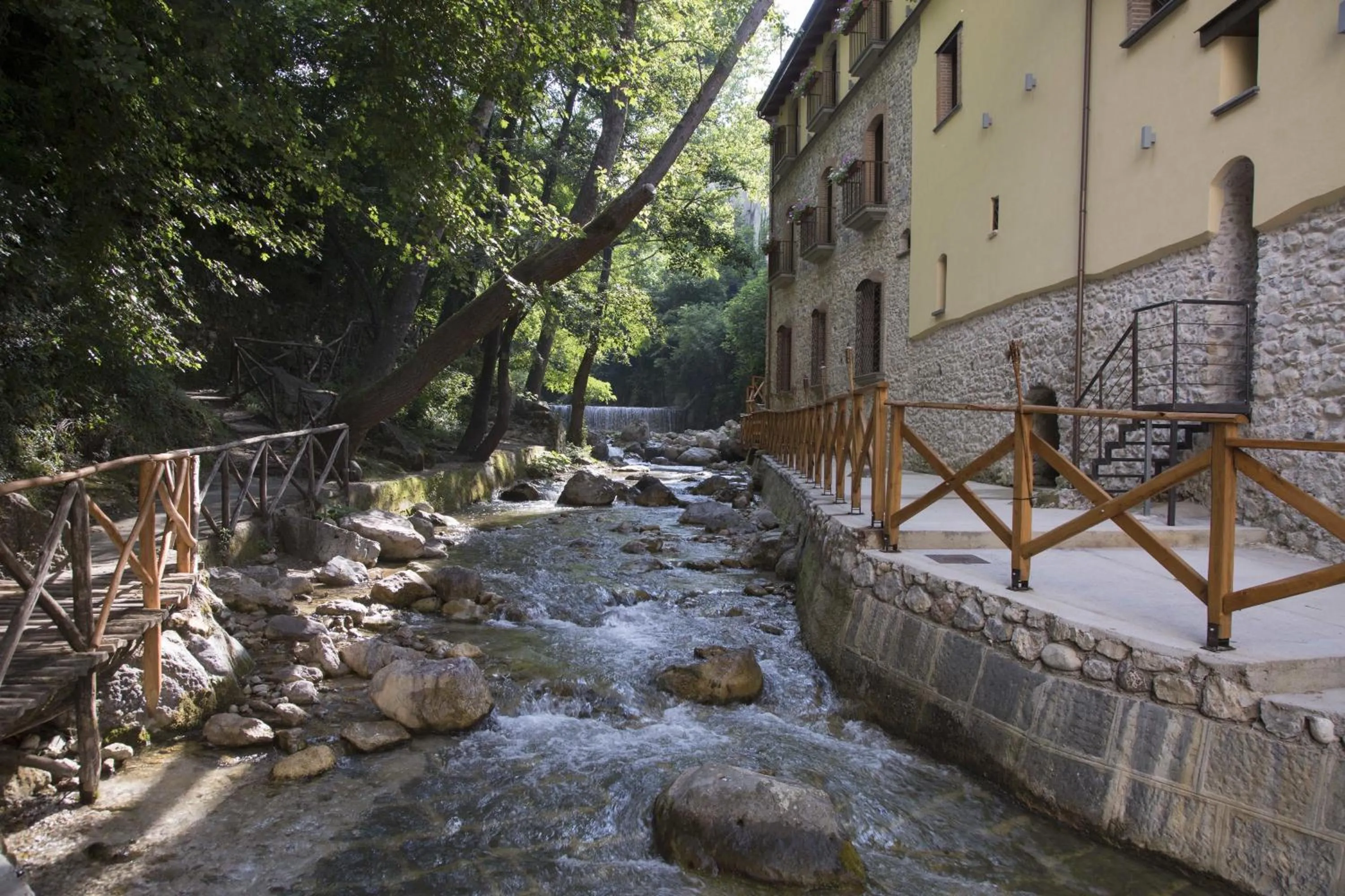 Property building in Dimora Storica Hotel Maccarunera
