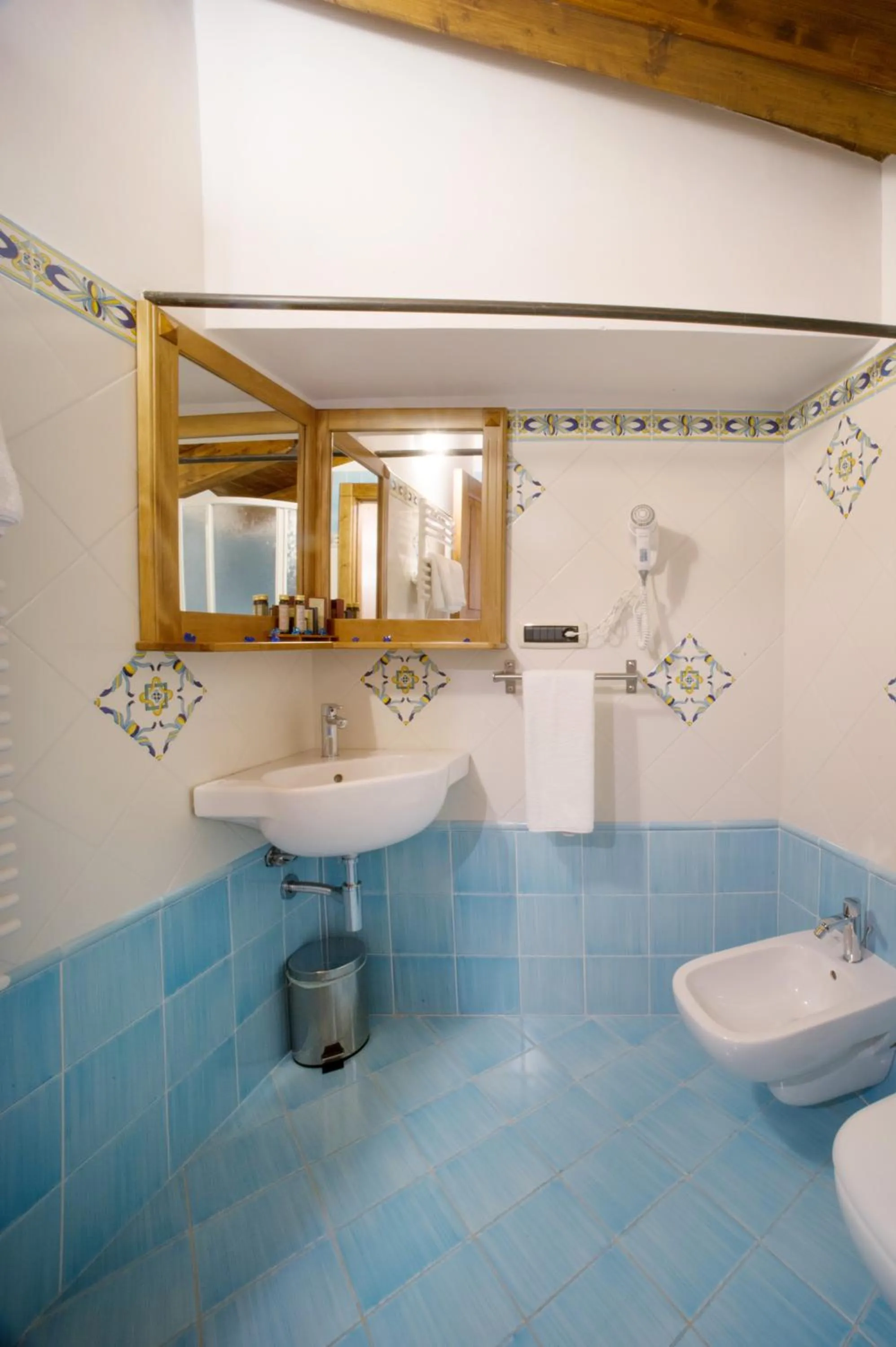 Shower in Dimora Storica Hotel Maccarunera