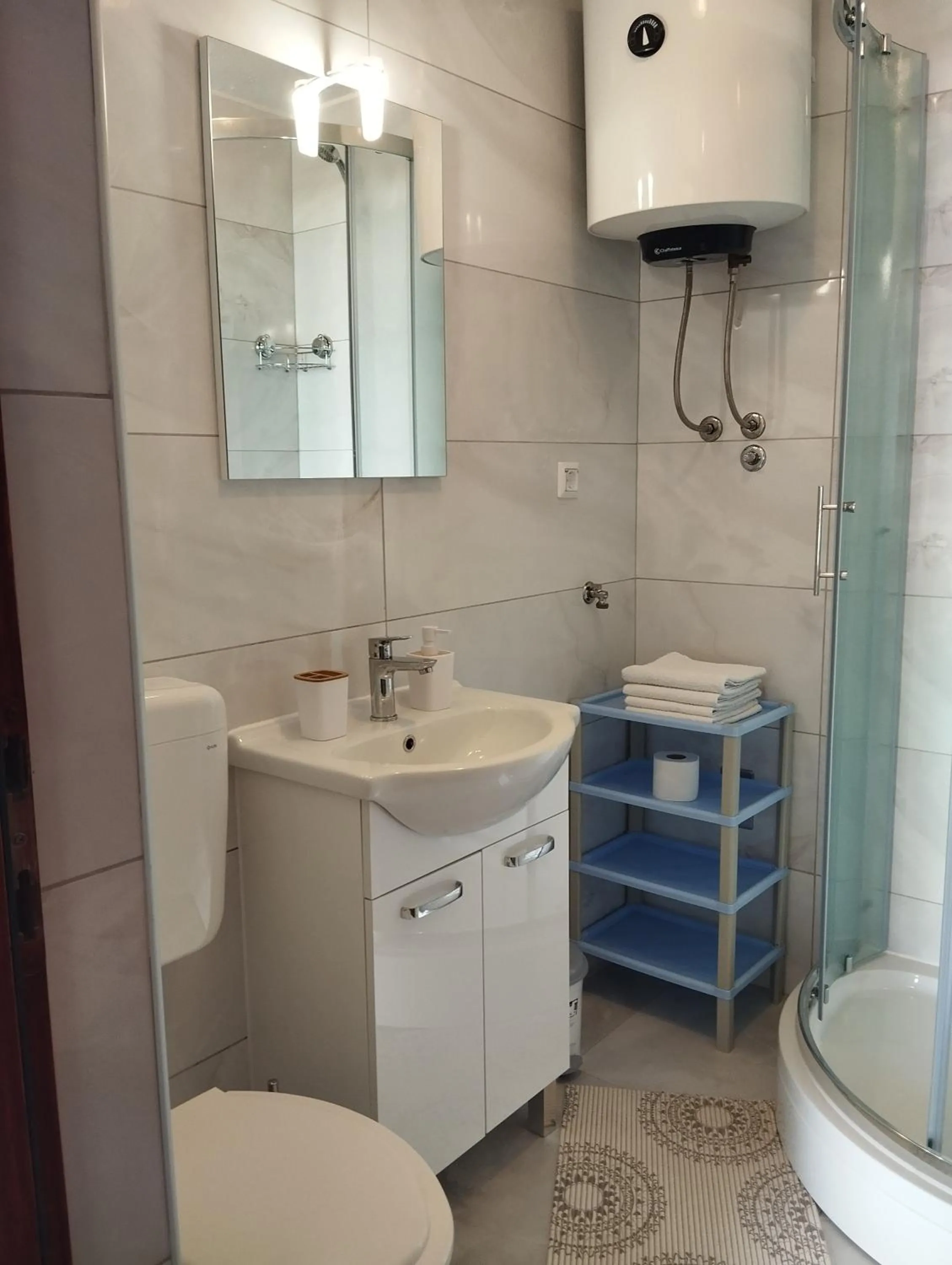 Apartment and Rooms Markovic