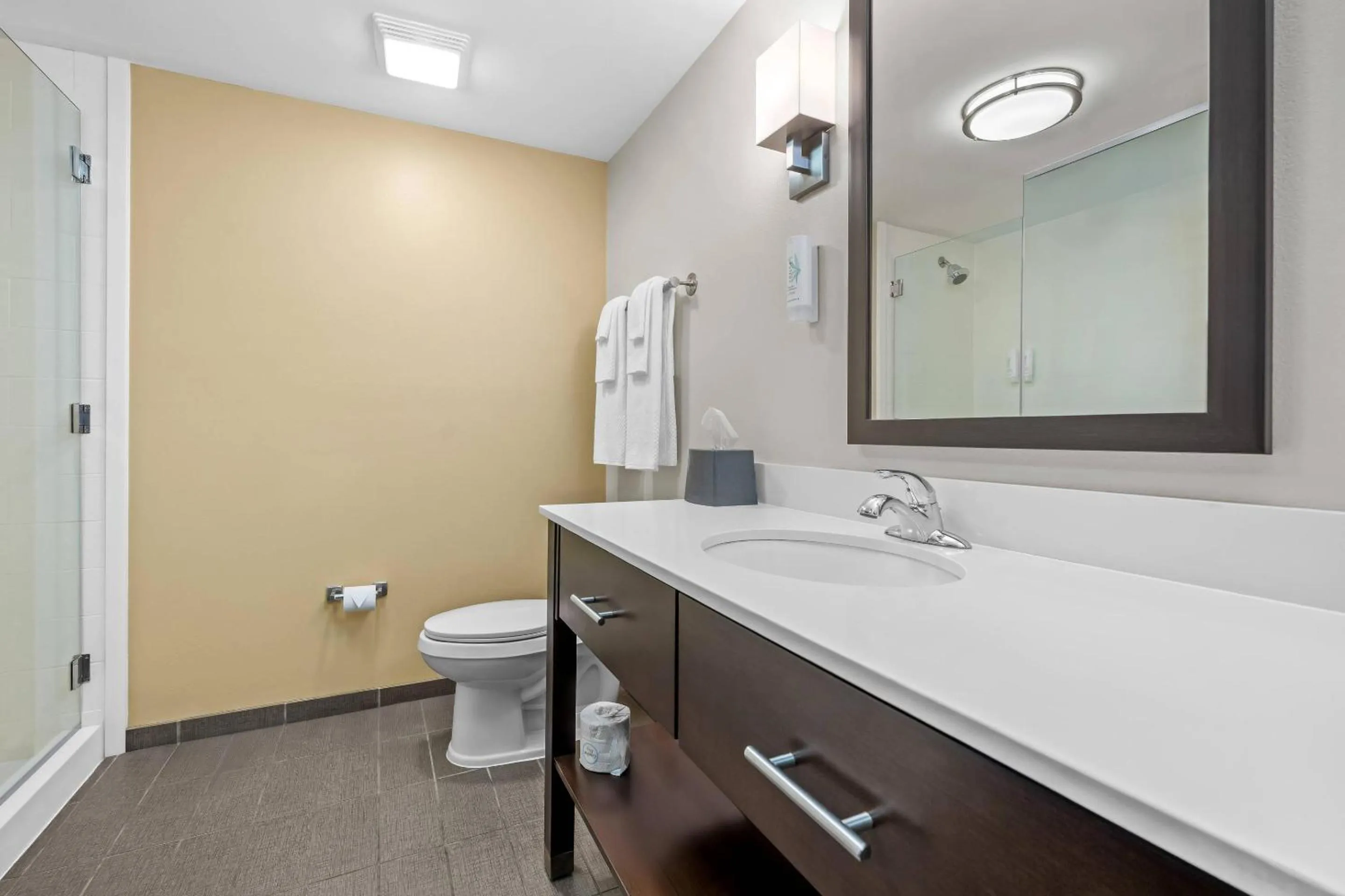 Bedroom in Sleep Inn & Suites Jasper I-22